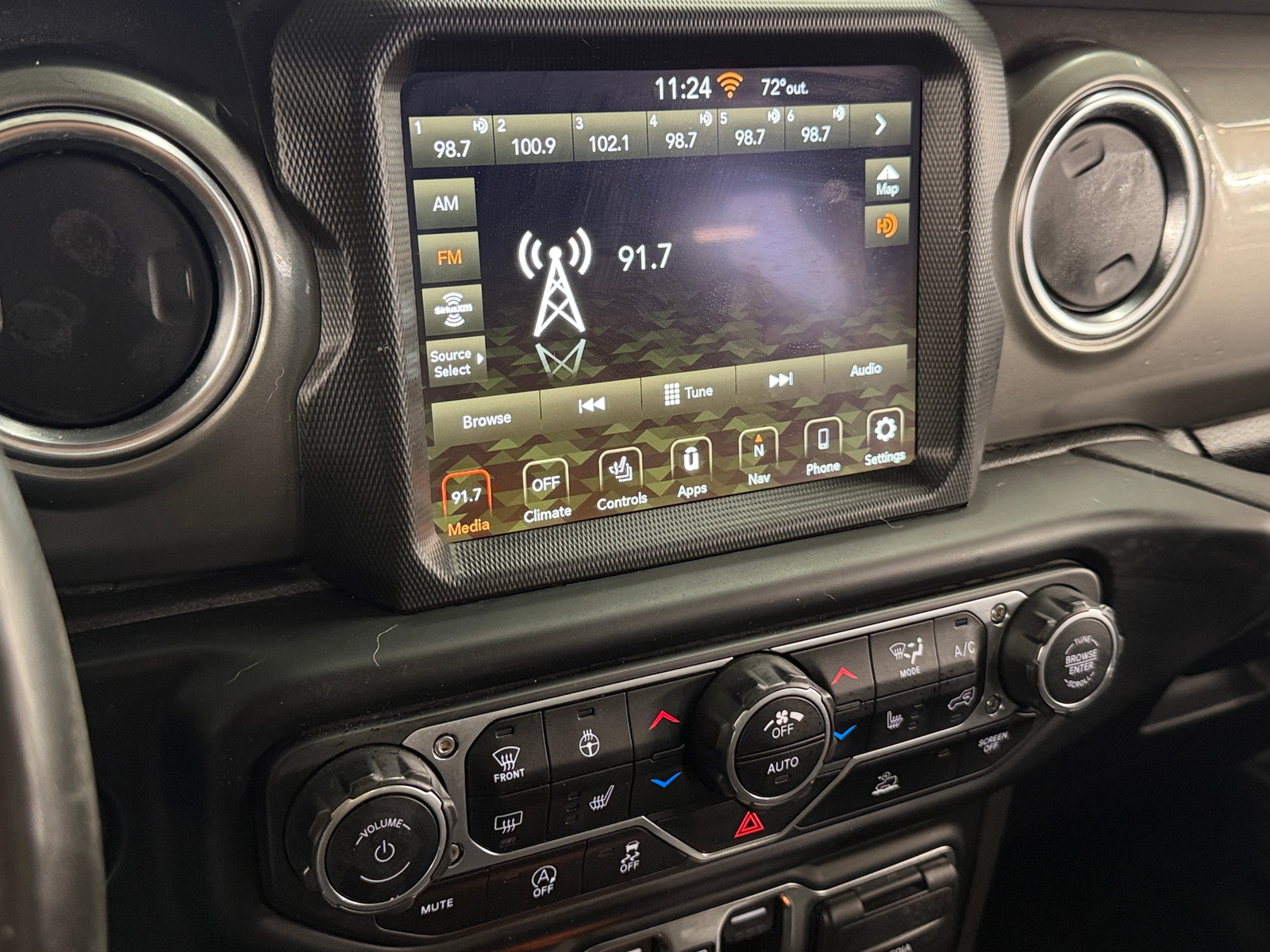 Thumbnail: 2022 Jeep Wrangler - 4