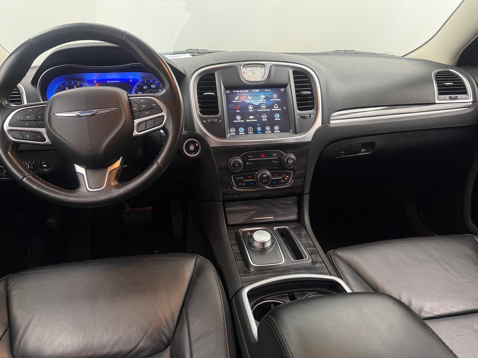 Thumbnail: 2021 Chrysler 300 - 2