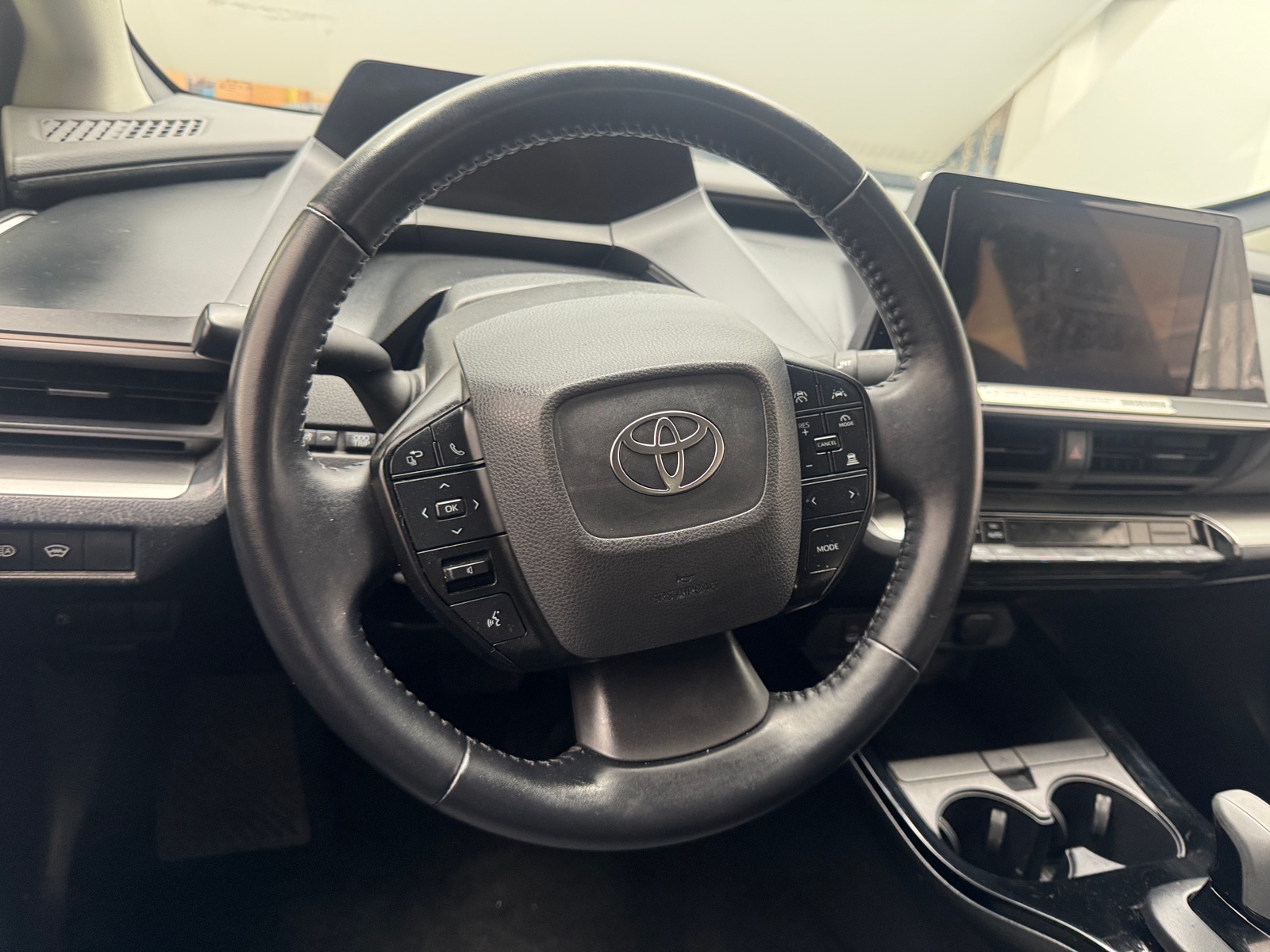 Thumbnail: 2024 Toyota Prius - 5