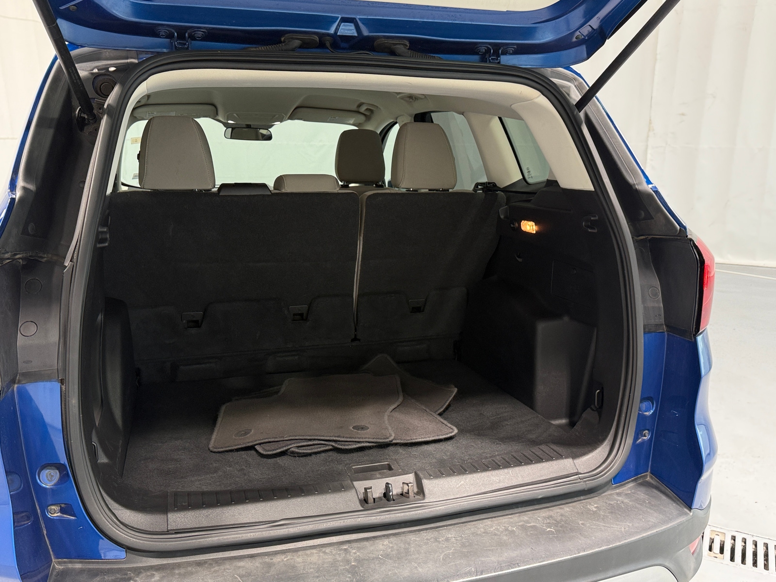 Thumbnail: 2019 Ford Escape - 7
