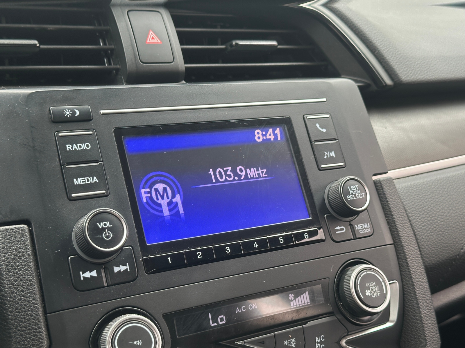Thumbnail: 2019 Honda Civic - 4