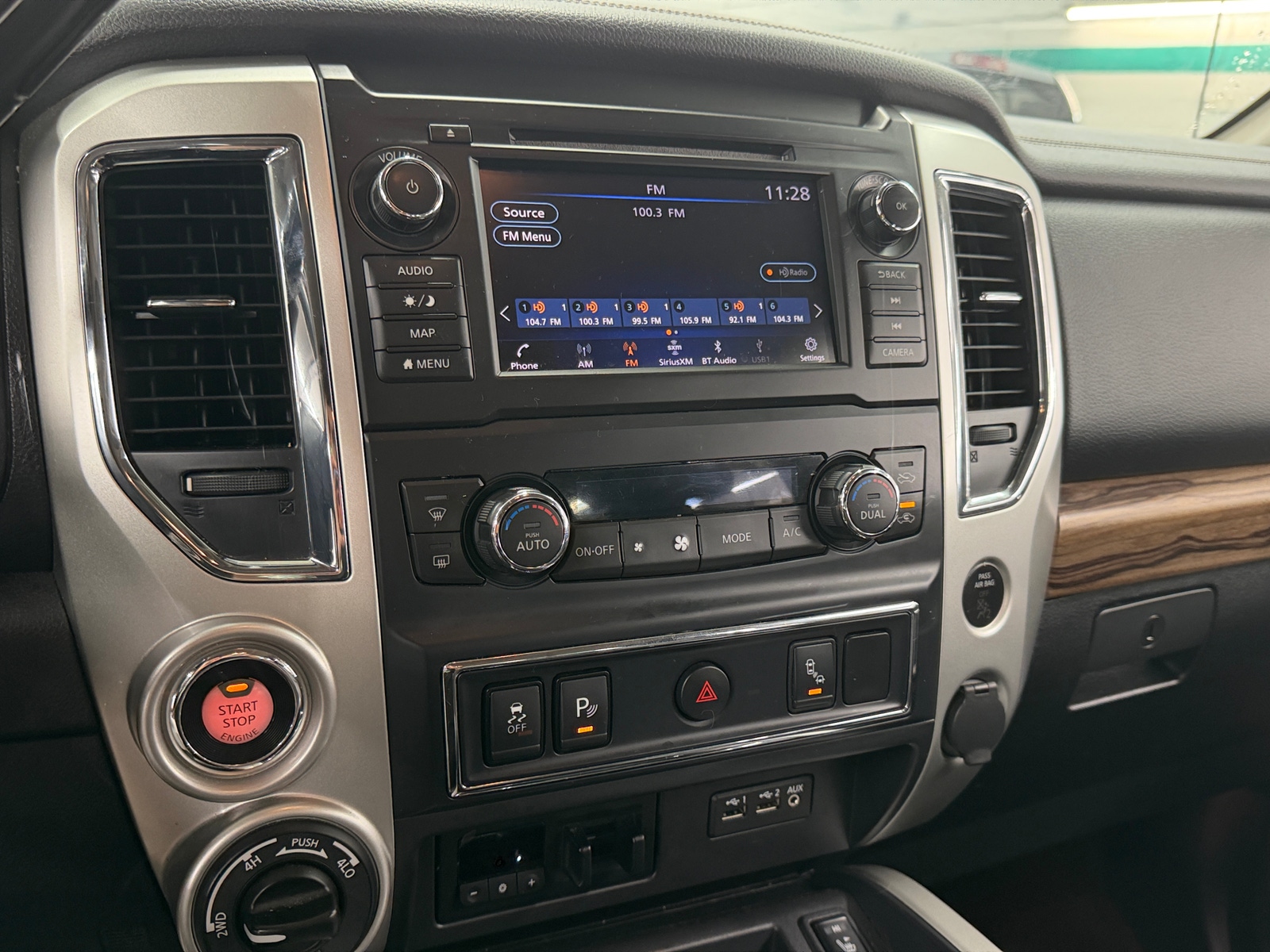 Thumbnail: 2019 Nissan Titan - 3