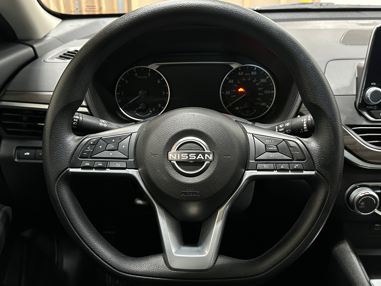Thumbnail: 2025 Nissan Altima - 5