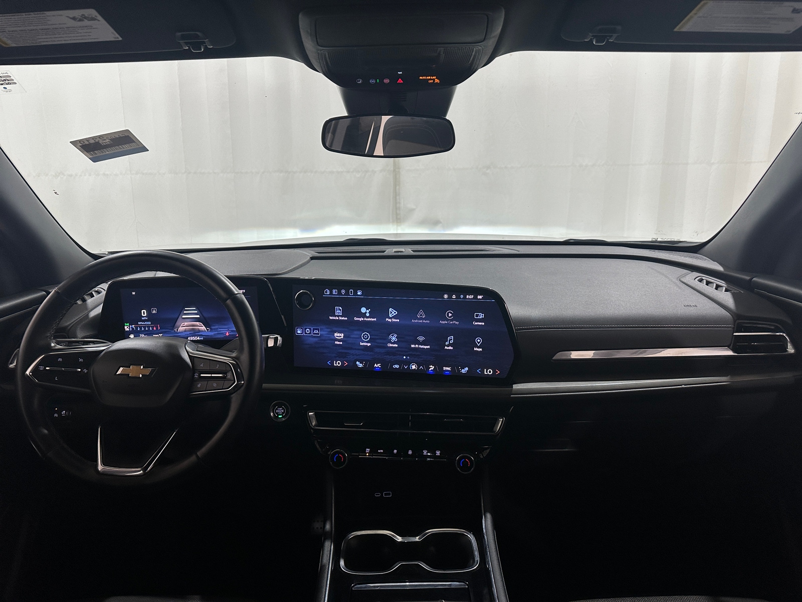 Thumbnail: 2024 Chevrolet Traverse - 3