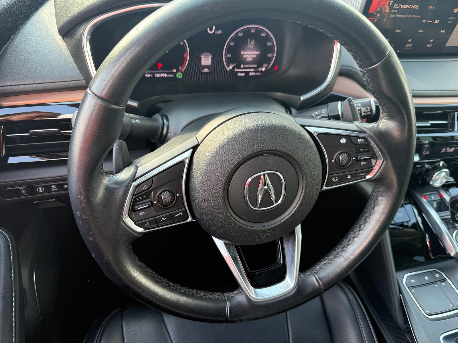 Thumbnail: 2022 Acura MDX - 4