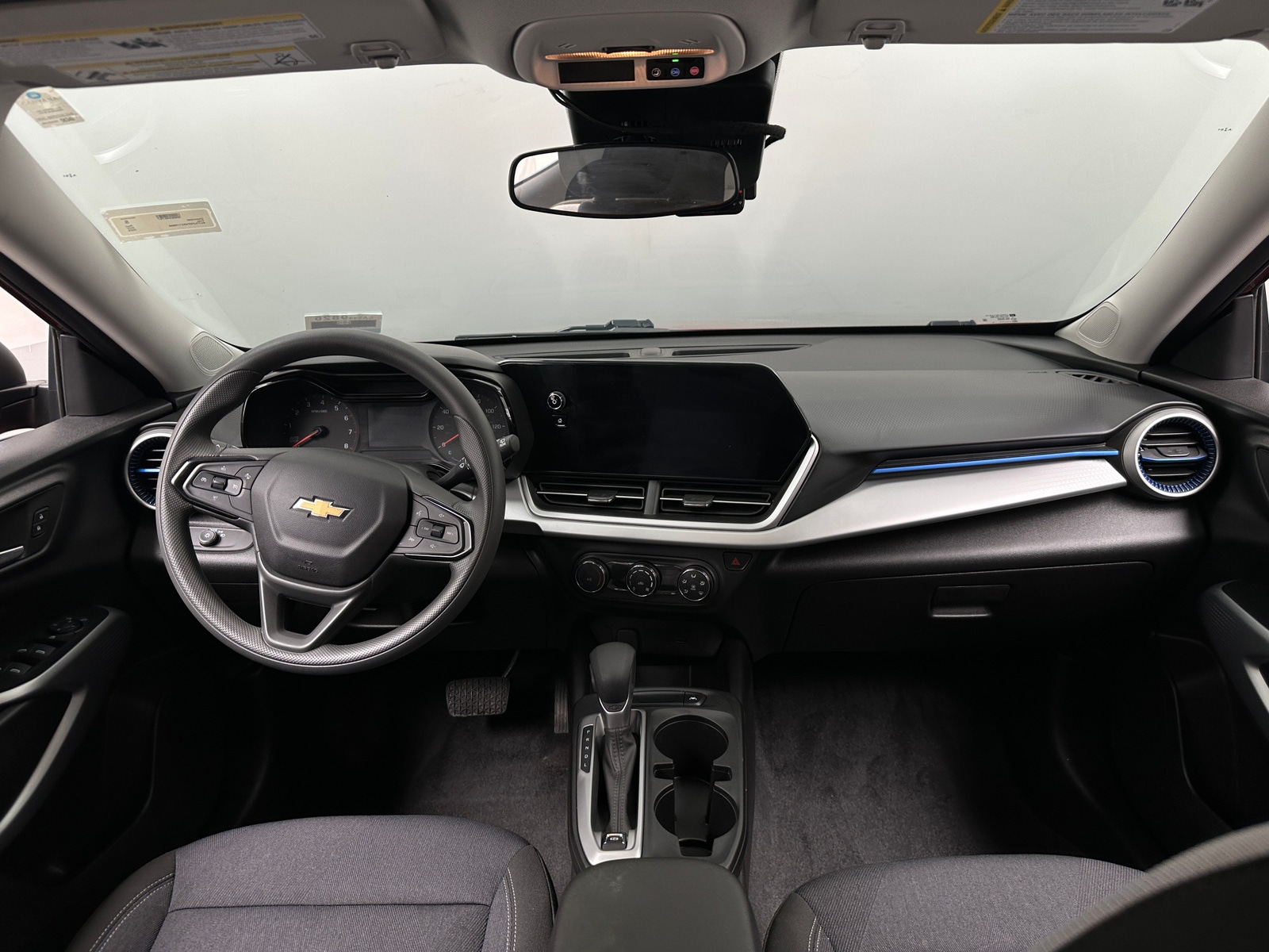 Thumbnail: 2025 Chevrolet Trax - 3