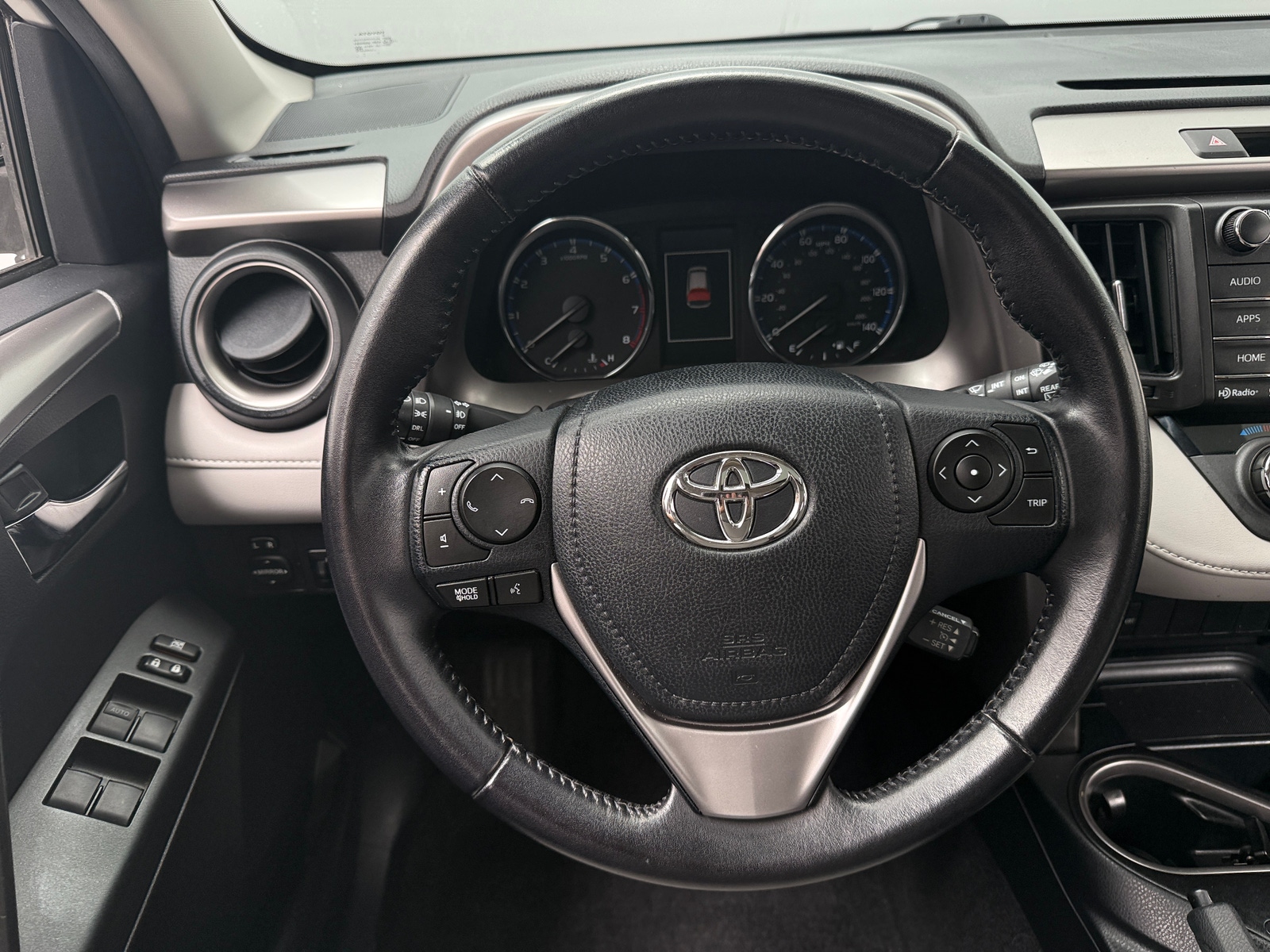 Thumbnail: 2016 Toyota RAV4 - 5
