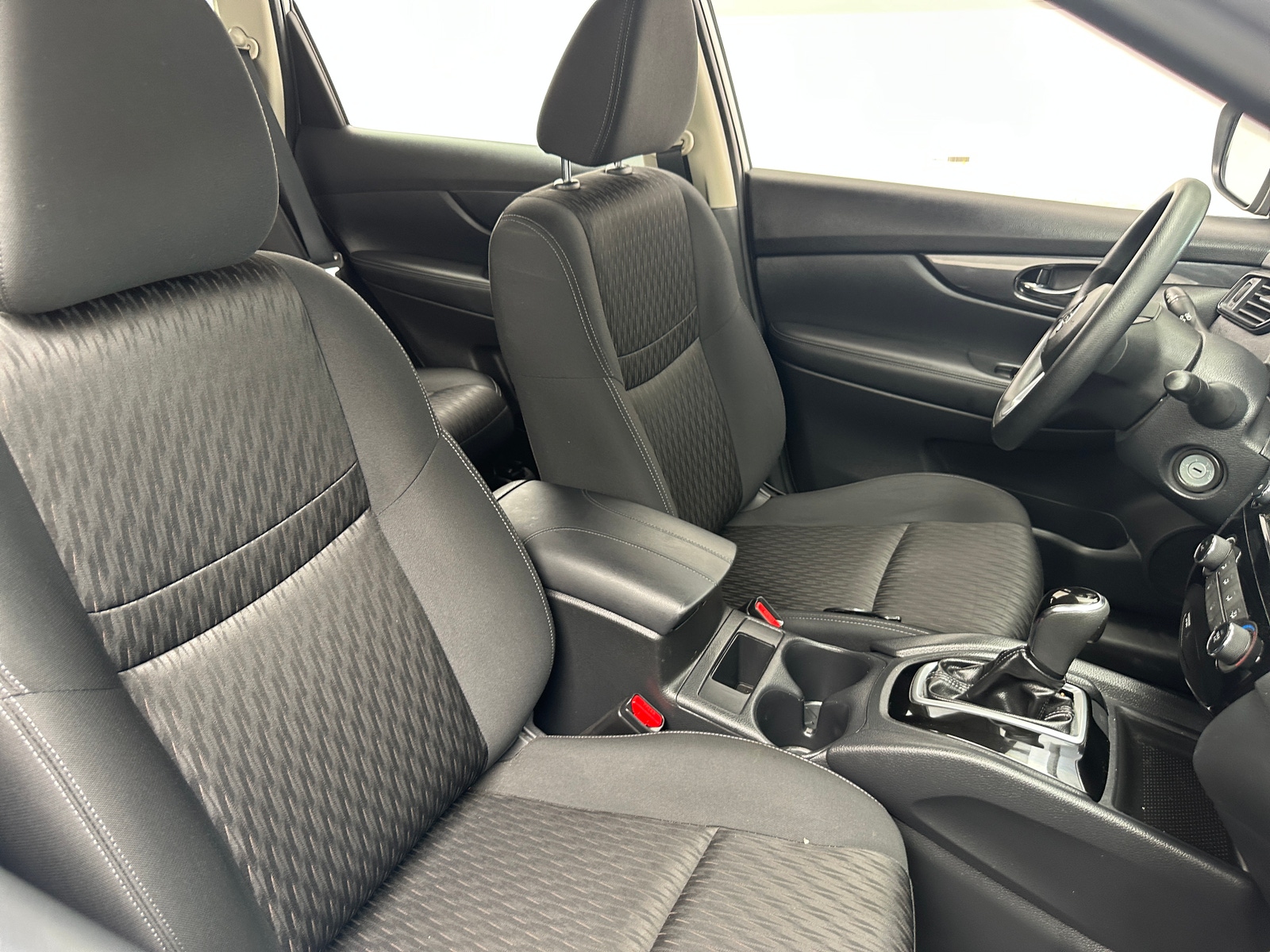 Thumbnail: 2018 Nissan Rogue - 2