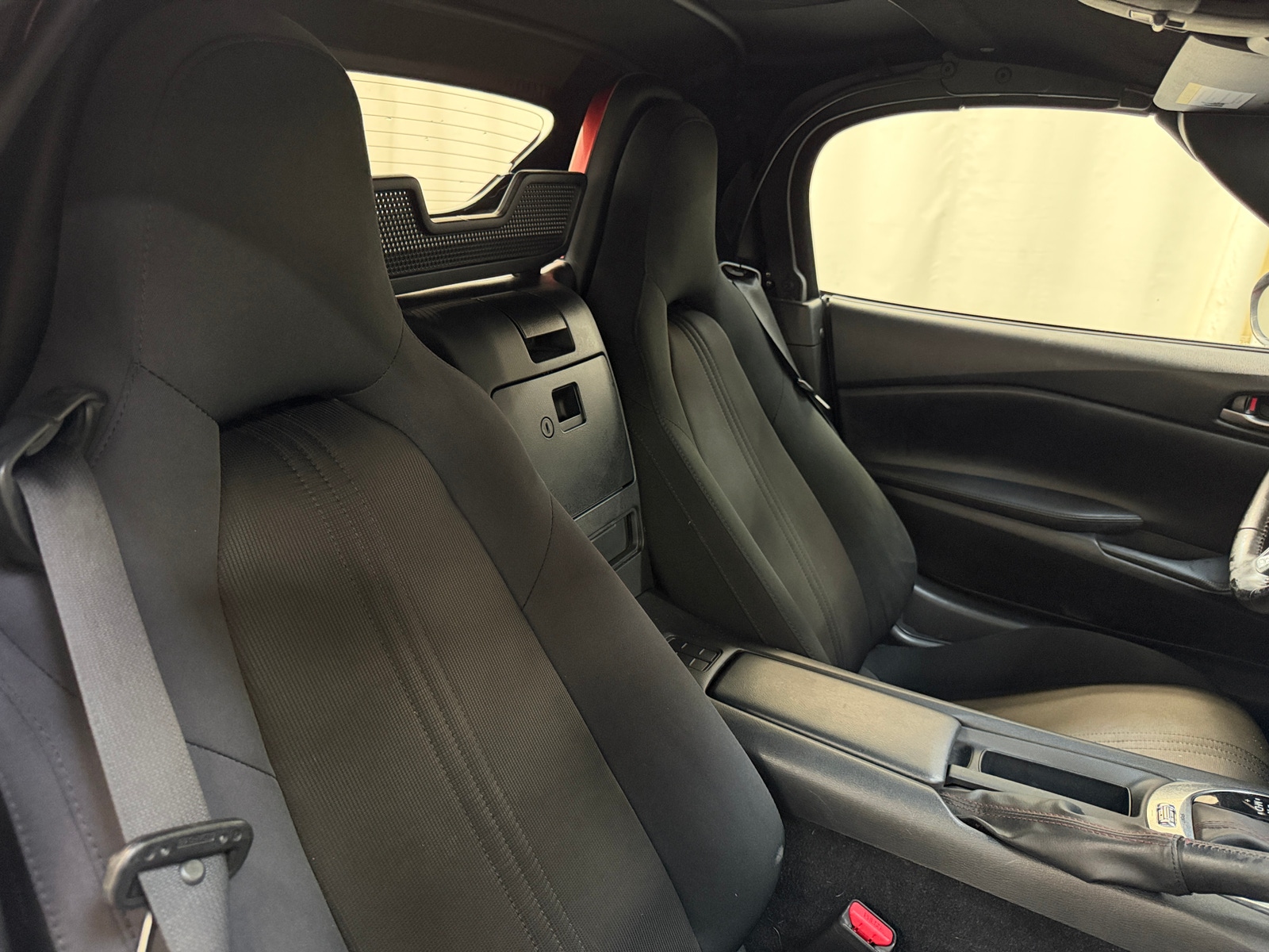 Thumbnail: 2016 Mazda MX-5 Miata - 2