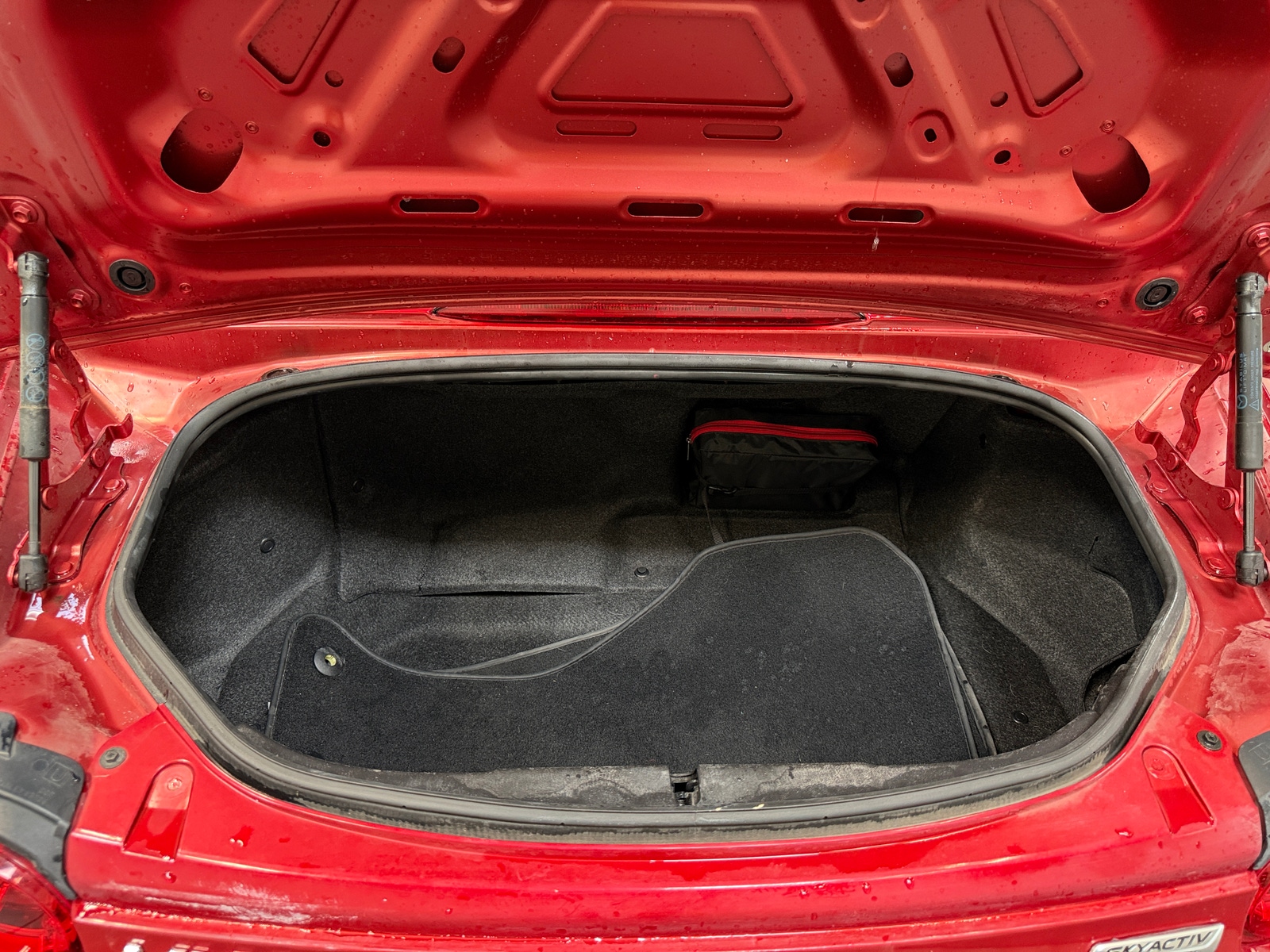 Thumbnail: 2016 Mazda MX-5 Miata - 6