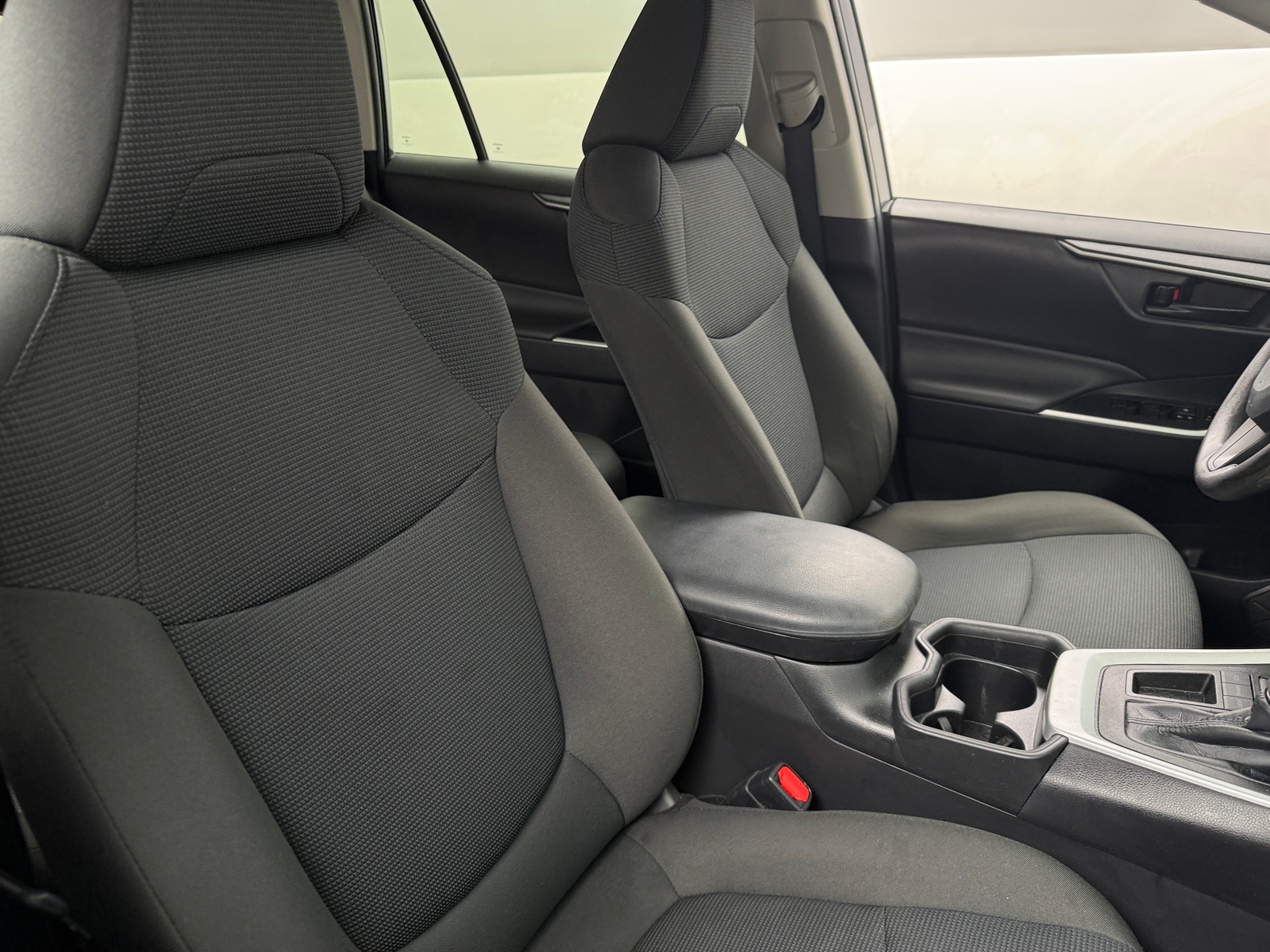 Thumbnail: 2021 Toyota RAV4 - 2