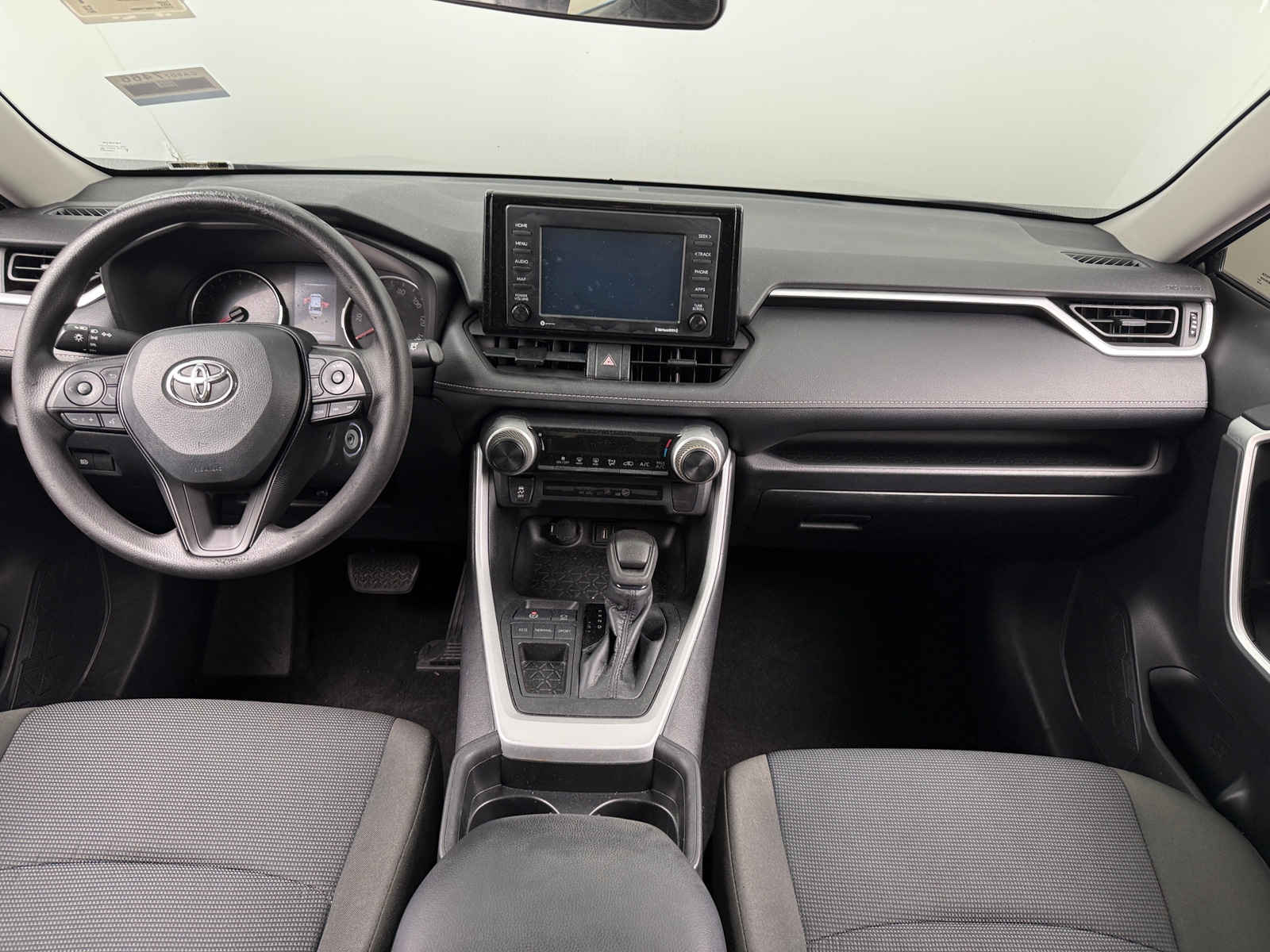 Thumbnail: 2021 Toyota RAV4 - 3