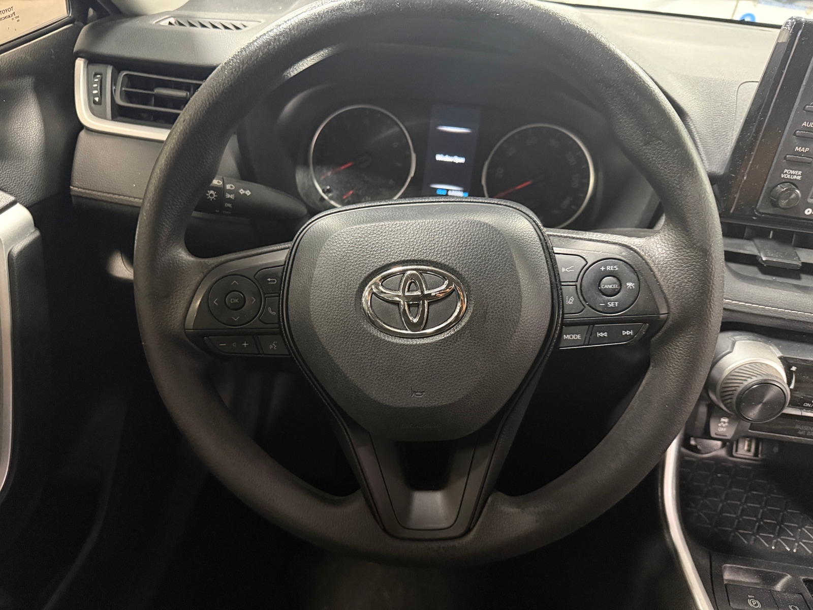 Thumbnail: 2021 Toyota RAV4 - 5