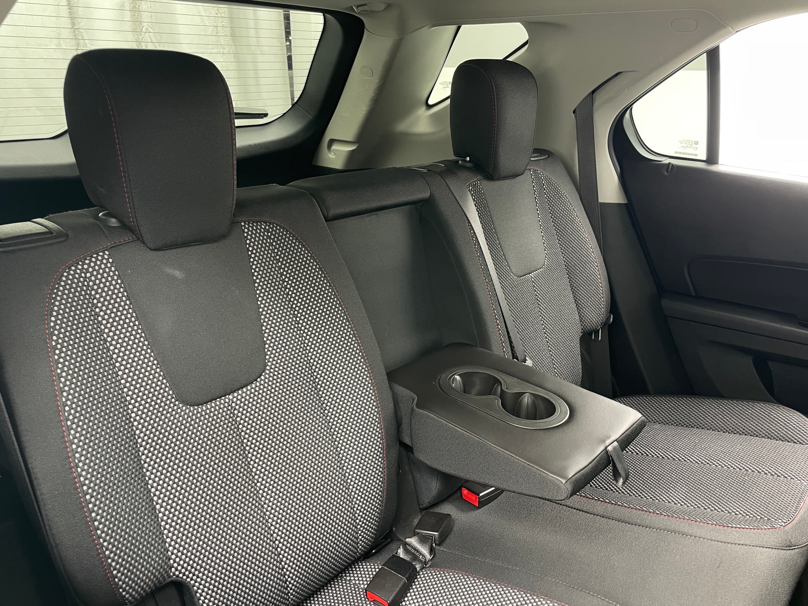 Thumbnail: 2017 Chevrolet Equinox - 6