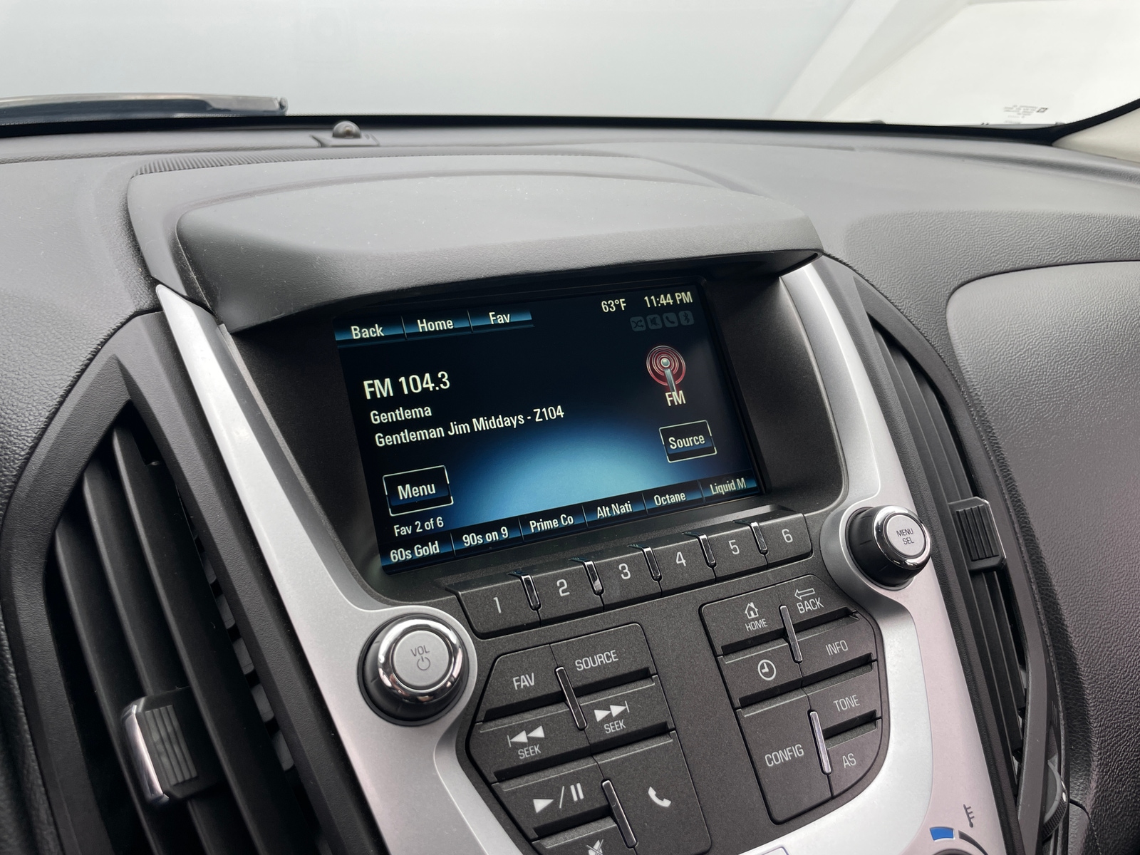 Thumbnail: 2017 Chevrolet Equinox - 4
