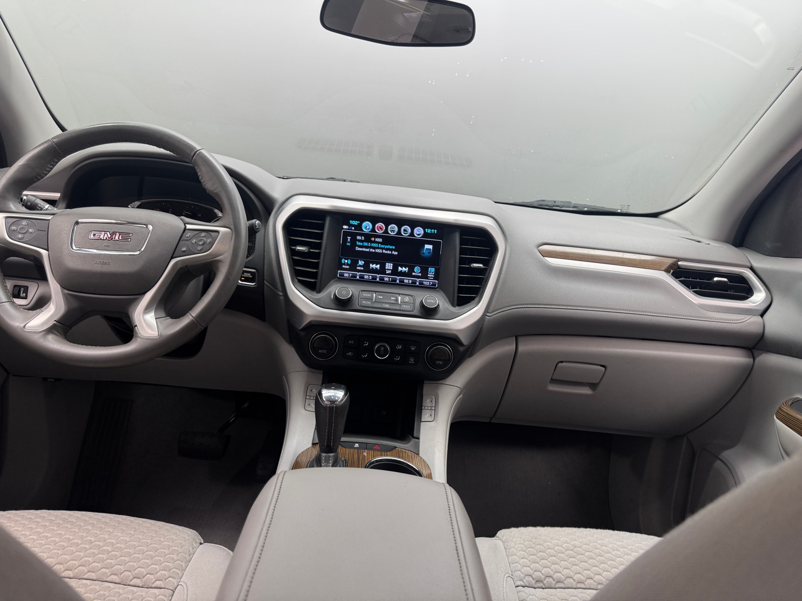 Thumbnail: 2017 GMC Acadia - 3