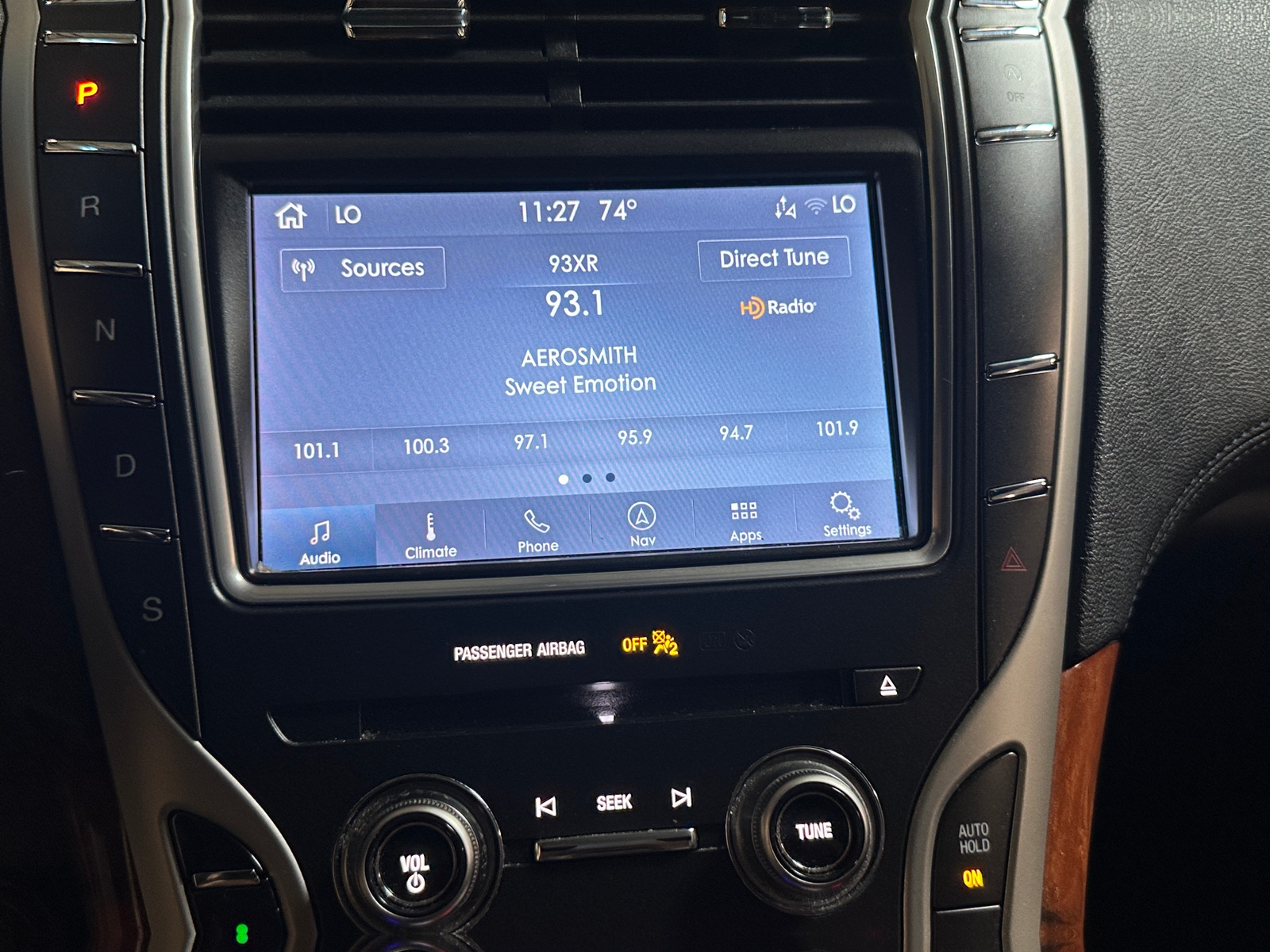 Thumbnail: 2019 Lincoln Nautilus - 3