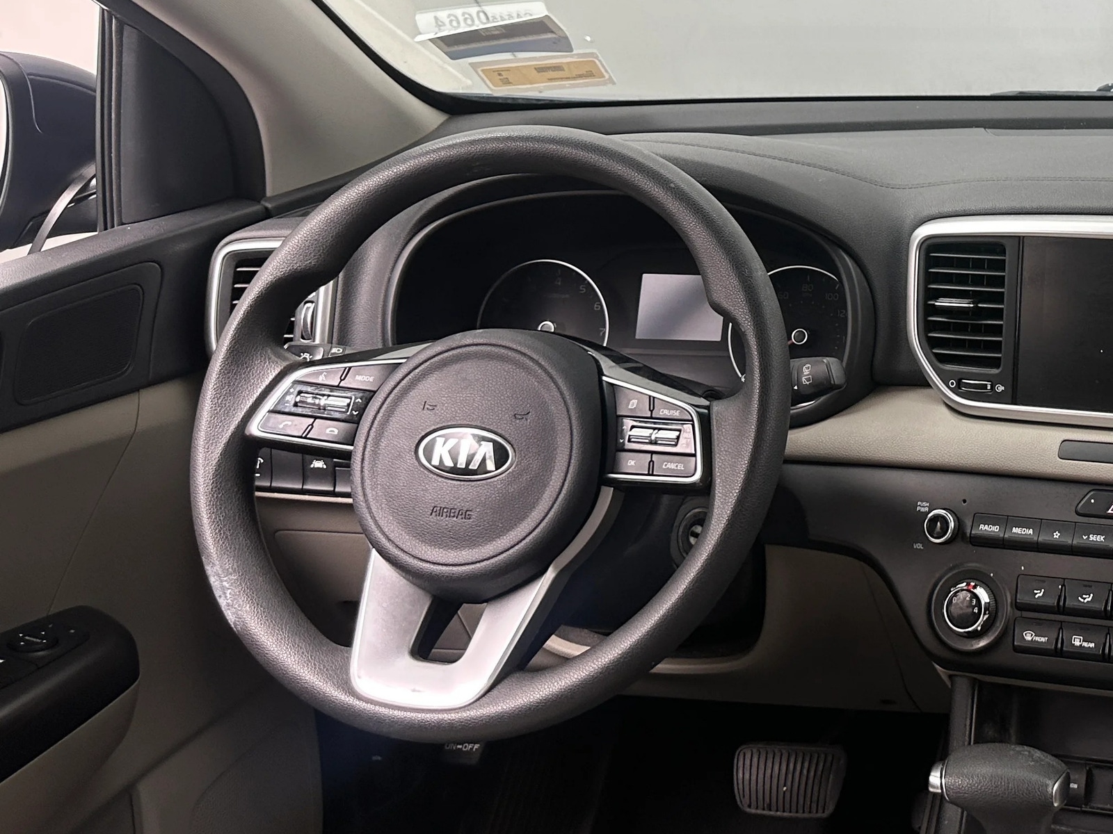 Thumbnail: 2022 Kia Sportage - 5