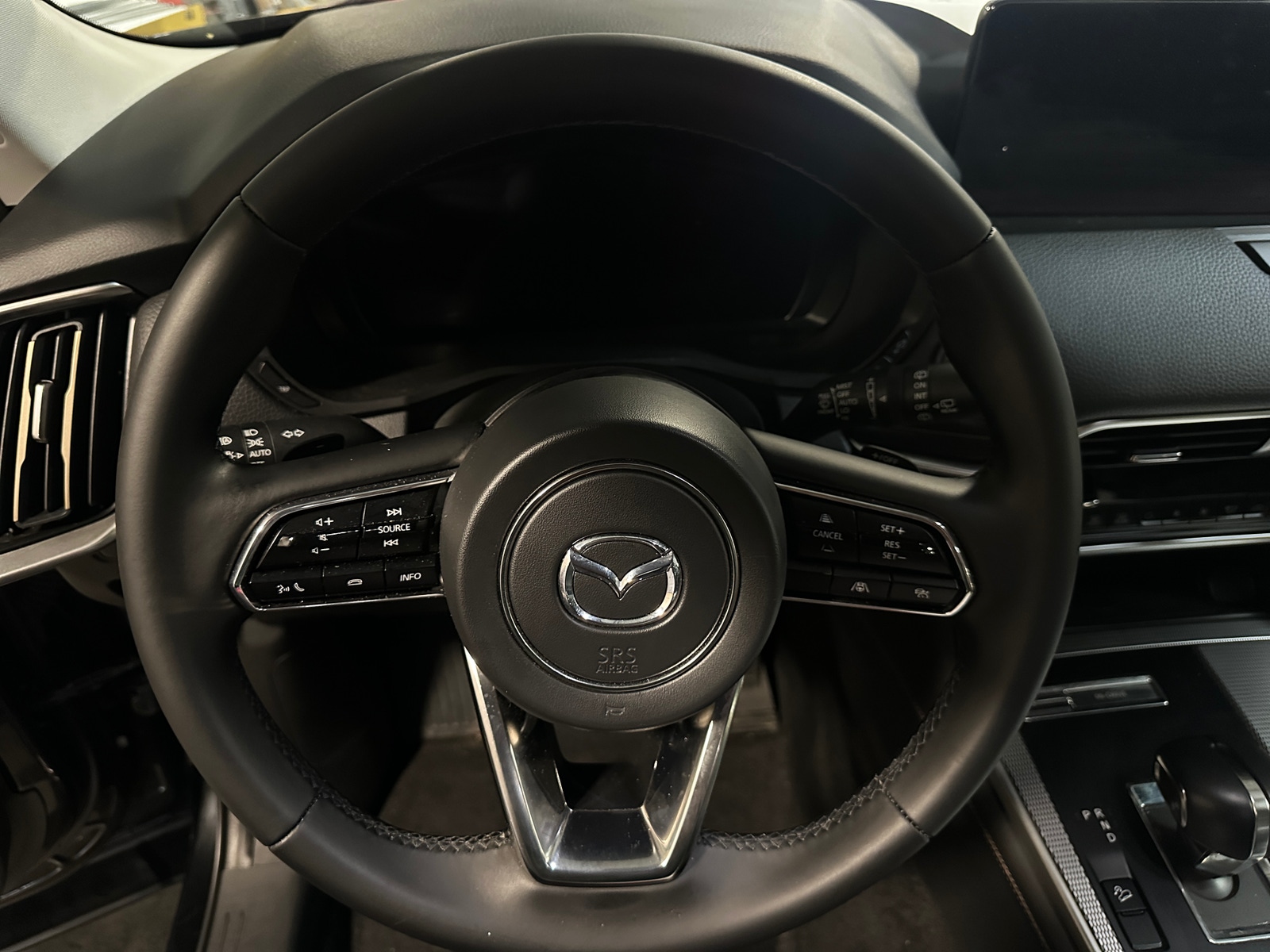 Thumbnail: 2025 Mazda CX-70 - 4