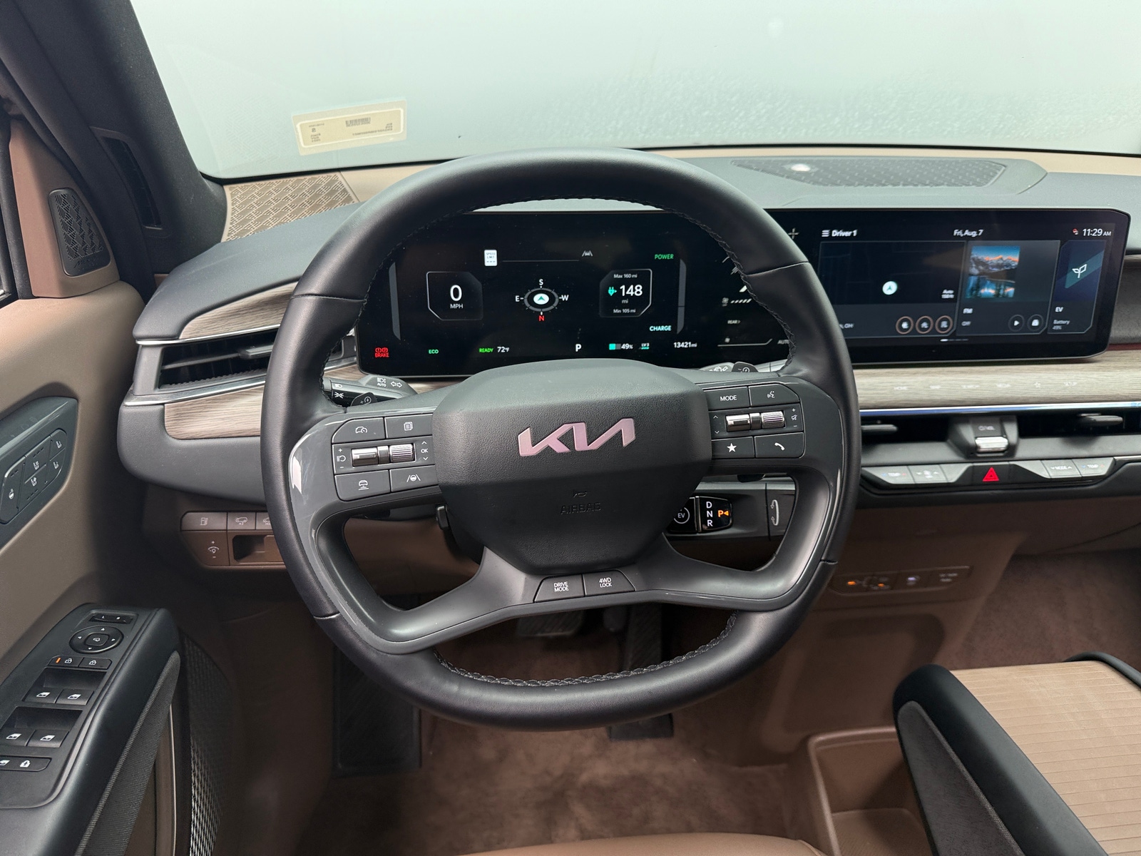 Thumbnail: 2024 Kia EV9 - 4
