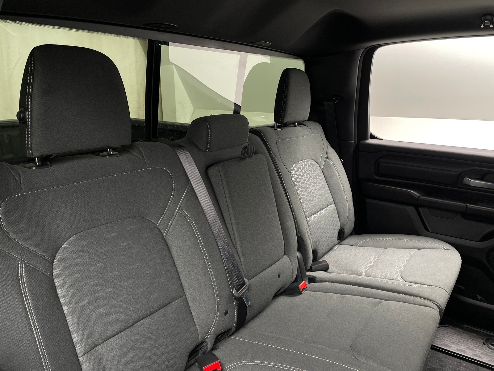 Thumbnail: 2025 RAM 1500 - 6