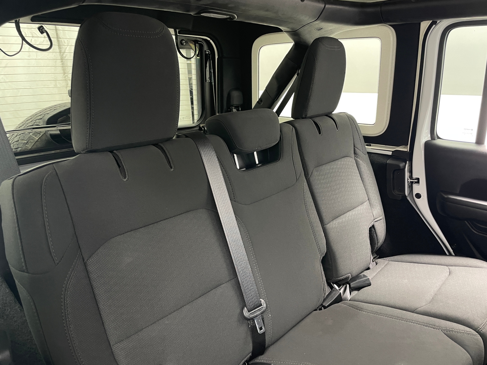 Thumbnail: 2020 Jeep Wrangler - 6
