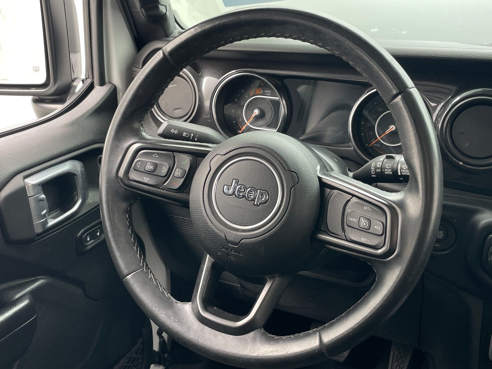 Thumbnail: 2020 Jeep Wrangler - 5