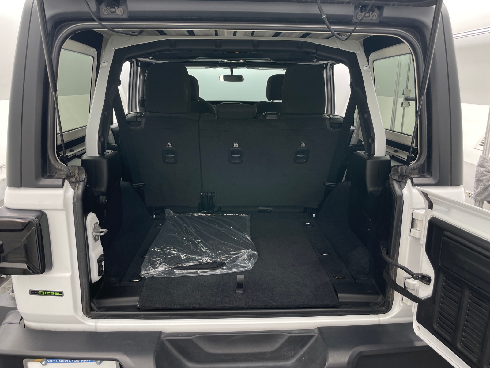 Thumbnail: 2020 Jeep Wrangler - 7