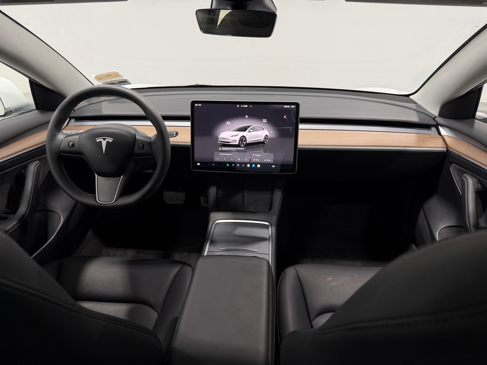 Thumbnail: 2023 Tesla Model 3 - 2