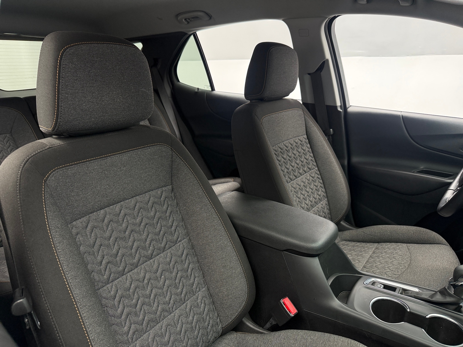 Thumbnail: 2022 Chevrolet Equinox - 2