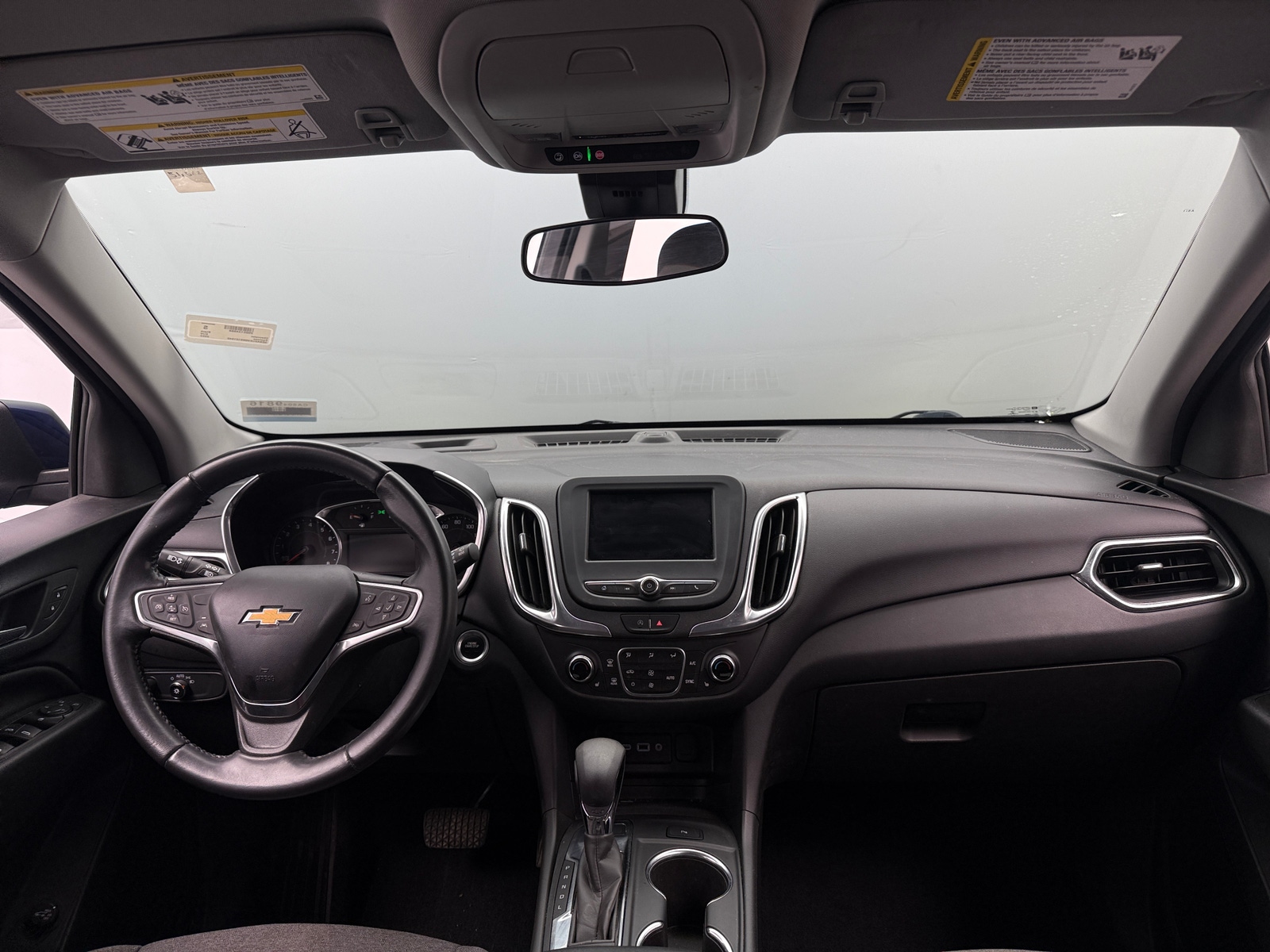 Thumbnail: 2022 Chevrolet Equinox - 3