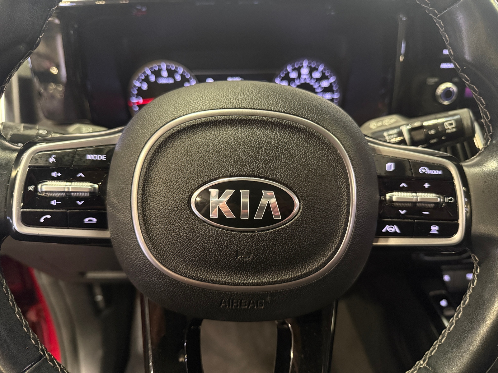 Thumbnail: 2021 Kia Sorento - 4