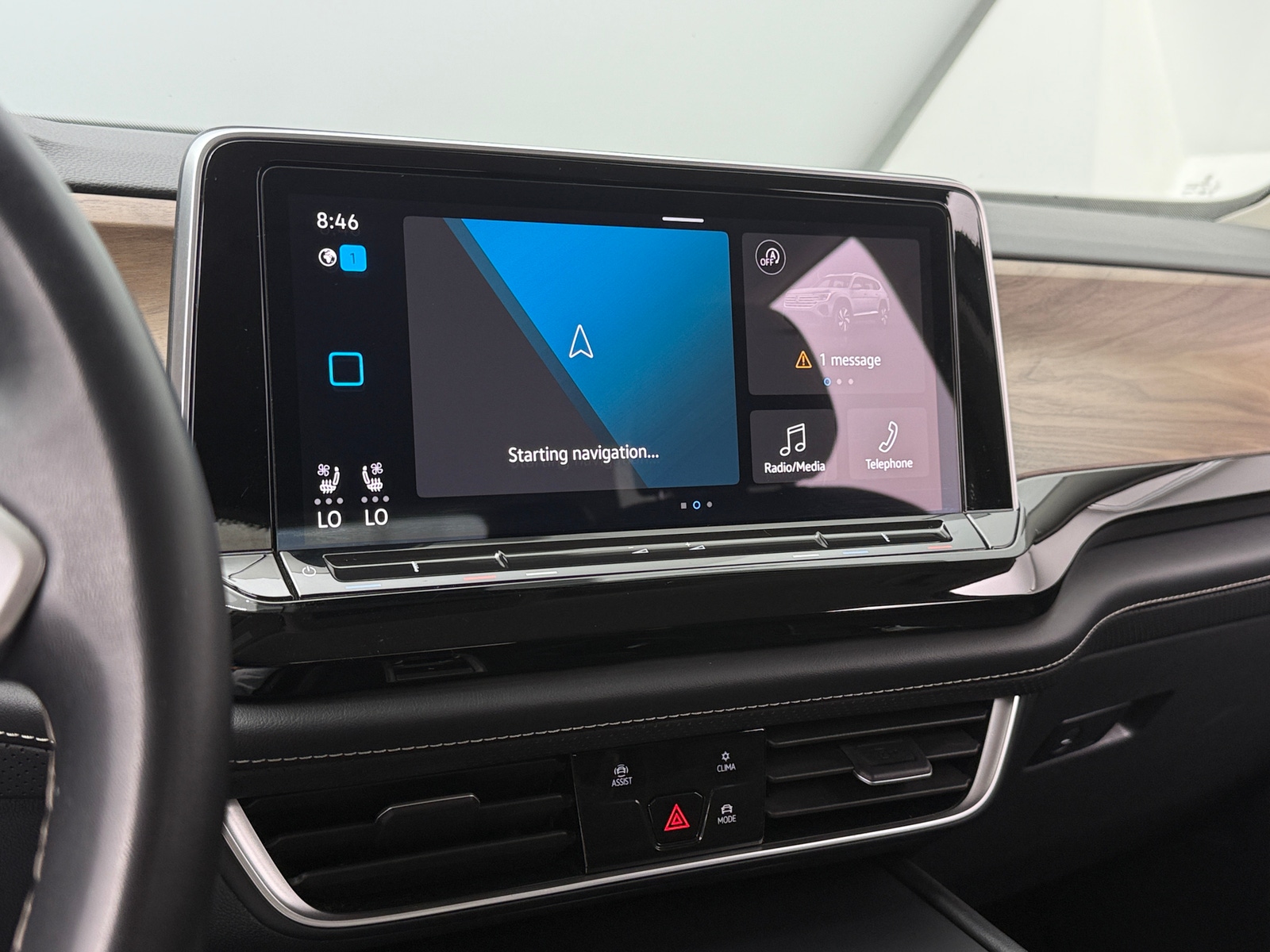 Thumbnail: 2024 Volkswagen Atlas - 3