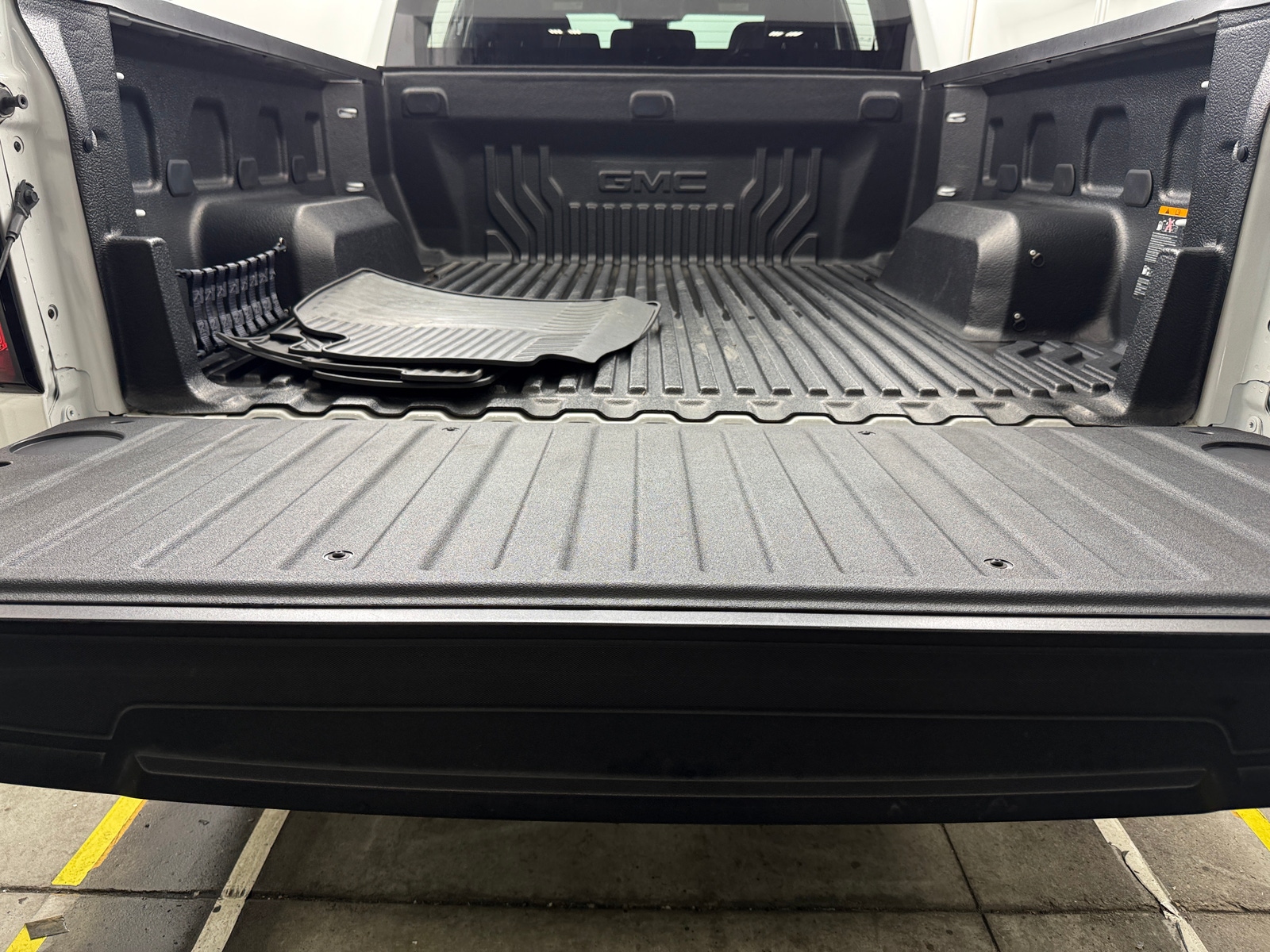 Thumbnail: 2024 GMC Sierra 1500 - 7