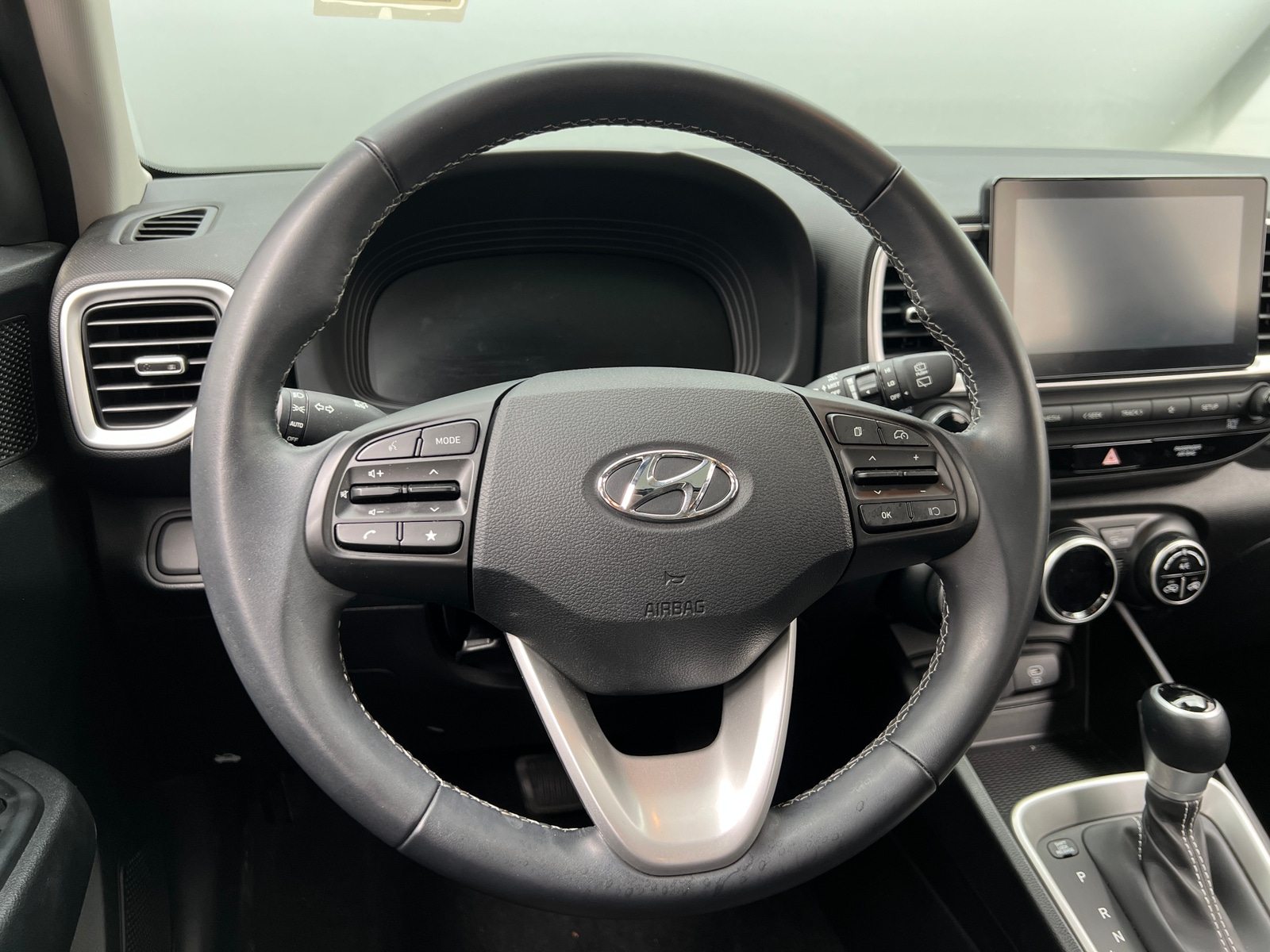 Thumbnail: 2024 Hyundai Venue - 5