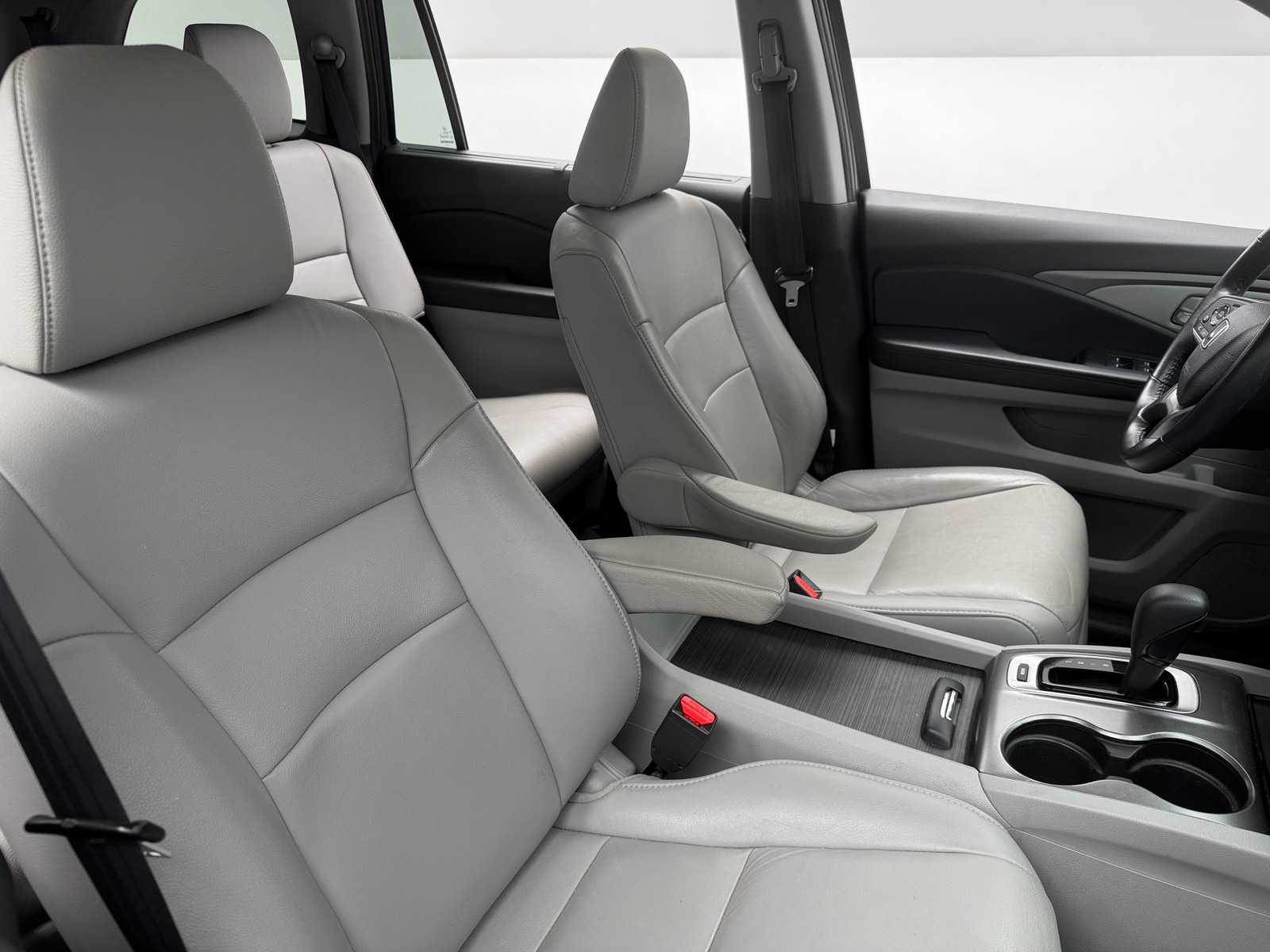 Thumbnail: 2020 Honda Pilot - 2