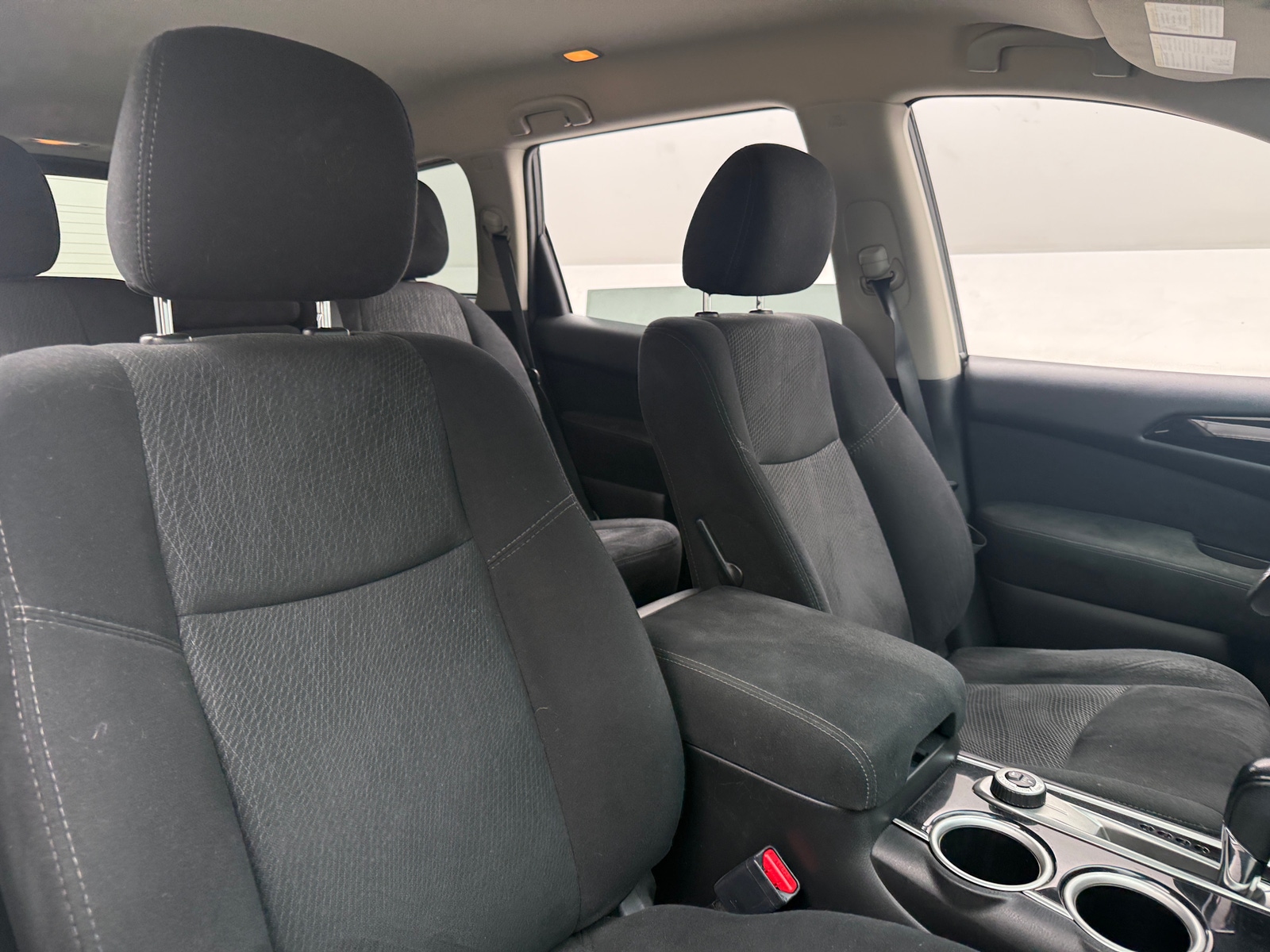 Thumbnail: 2015 Nissan Pathfinder - 2