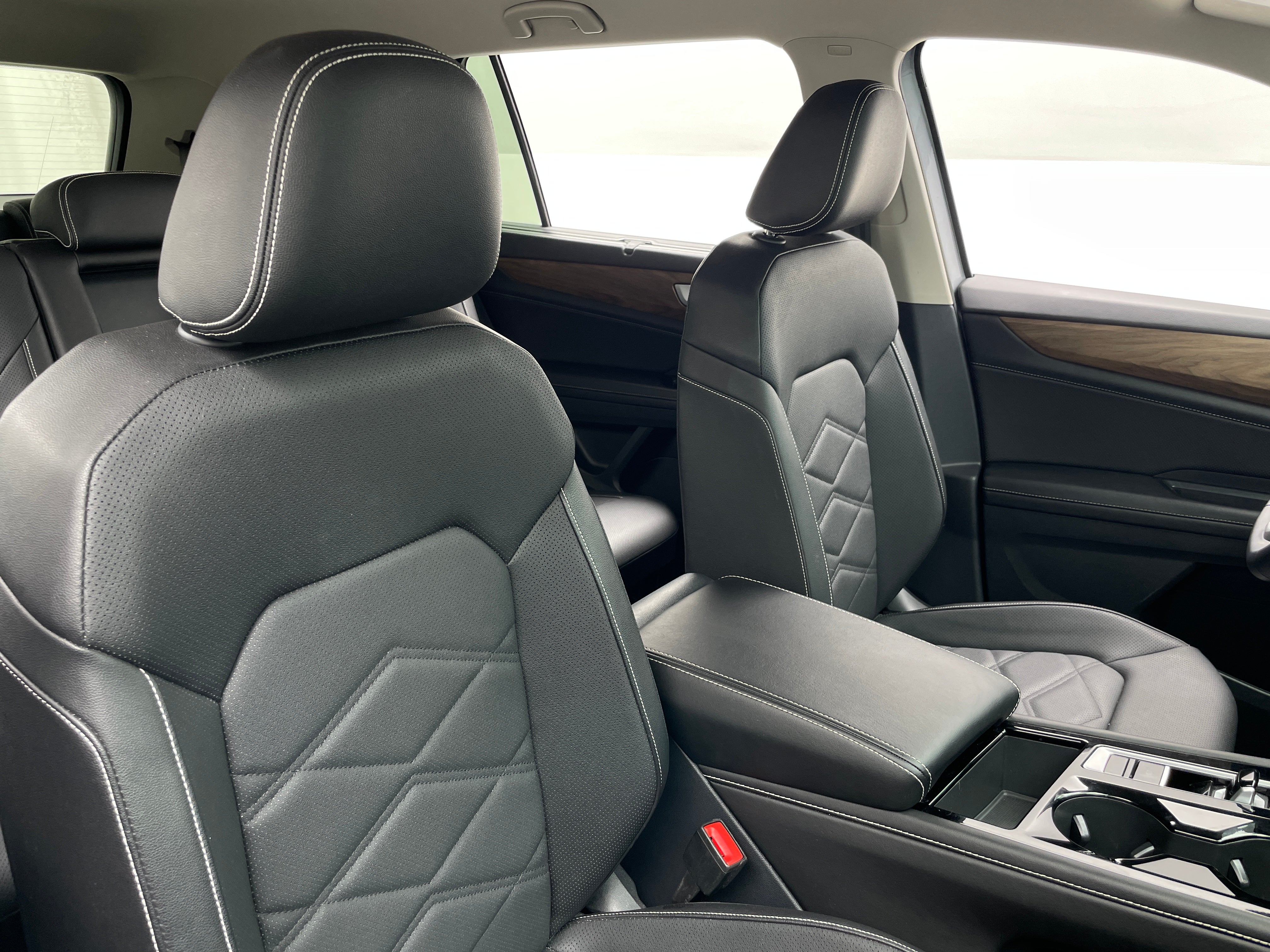 2026 Volkswagen Atlas SE w/Tech