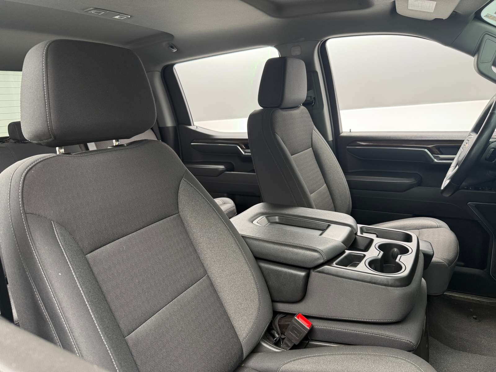Thumbnail: 2025 Chevrolet Silverado 1500 - 2