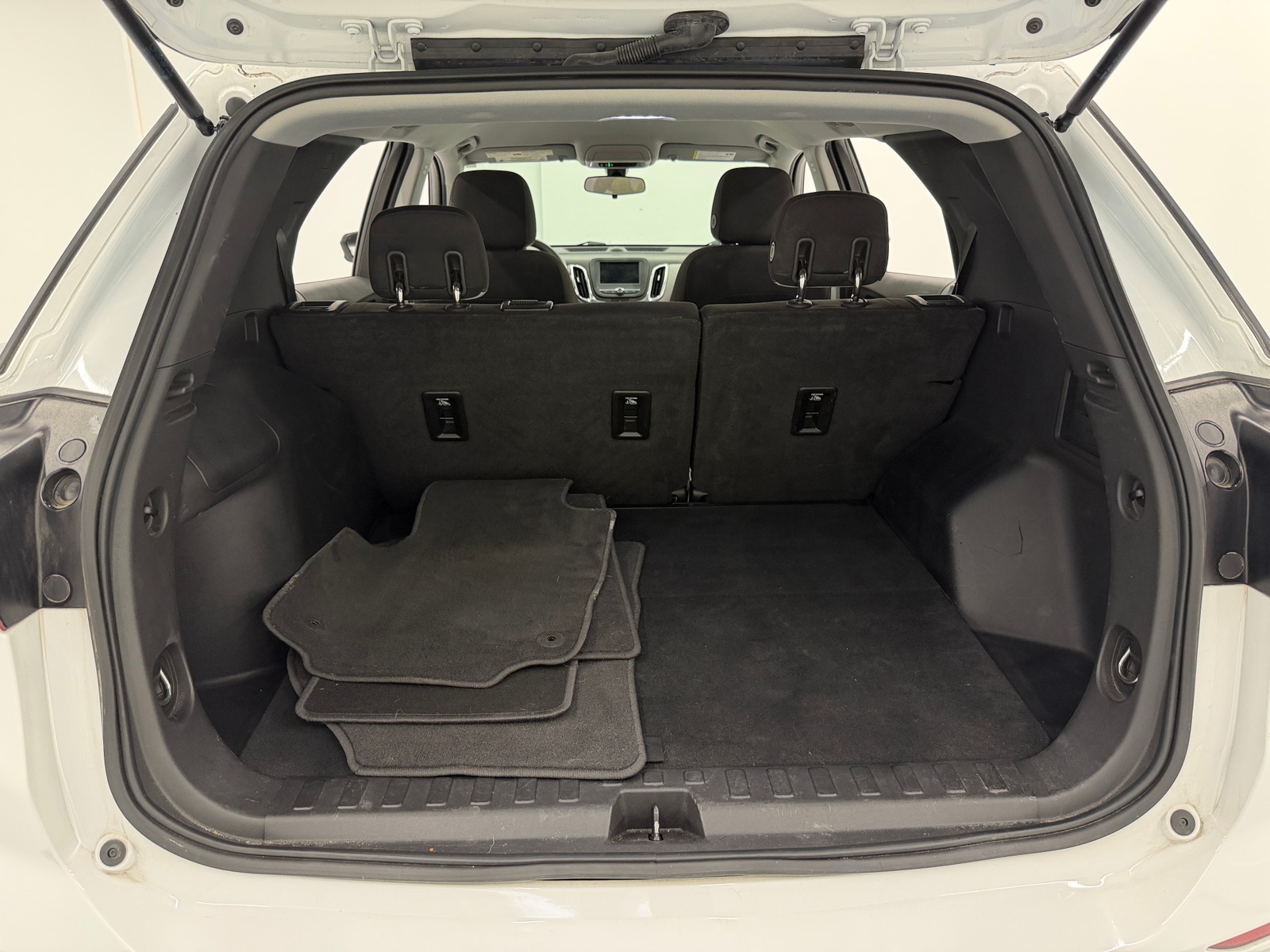 Thumbnail: 2019 Chevrolet Equinox - 7