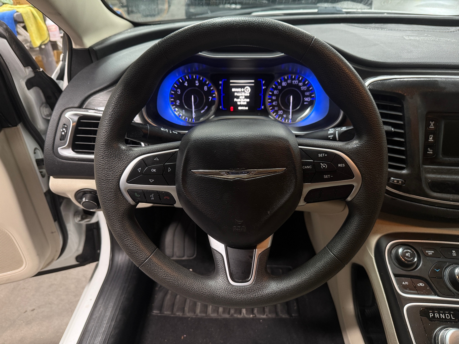 Thumbnail: 2015 Chrysler 200 - 5