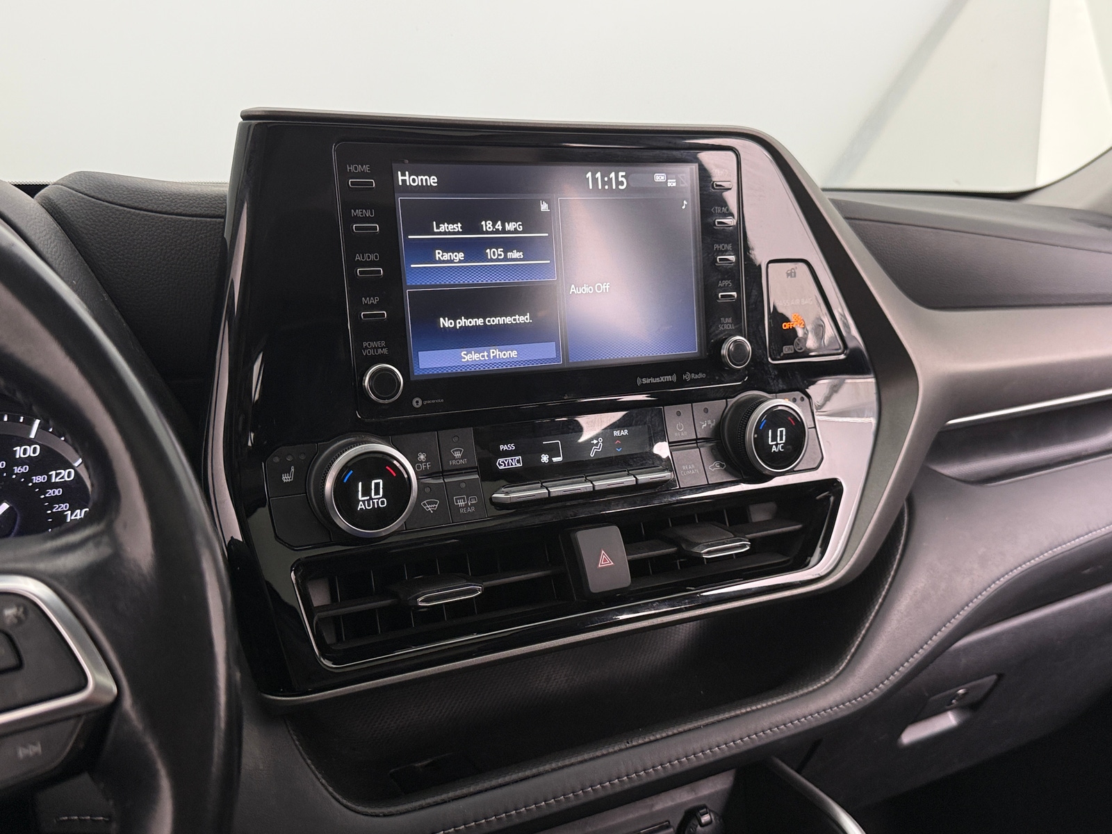 Thumbnail: 2021 Toyota Highlander - 3