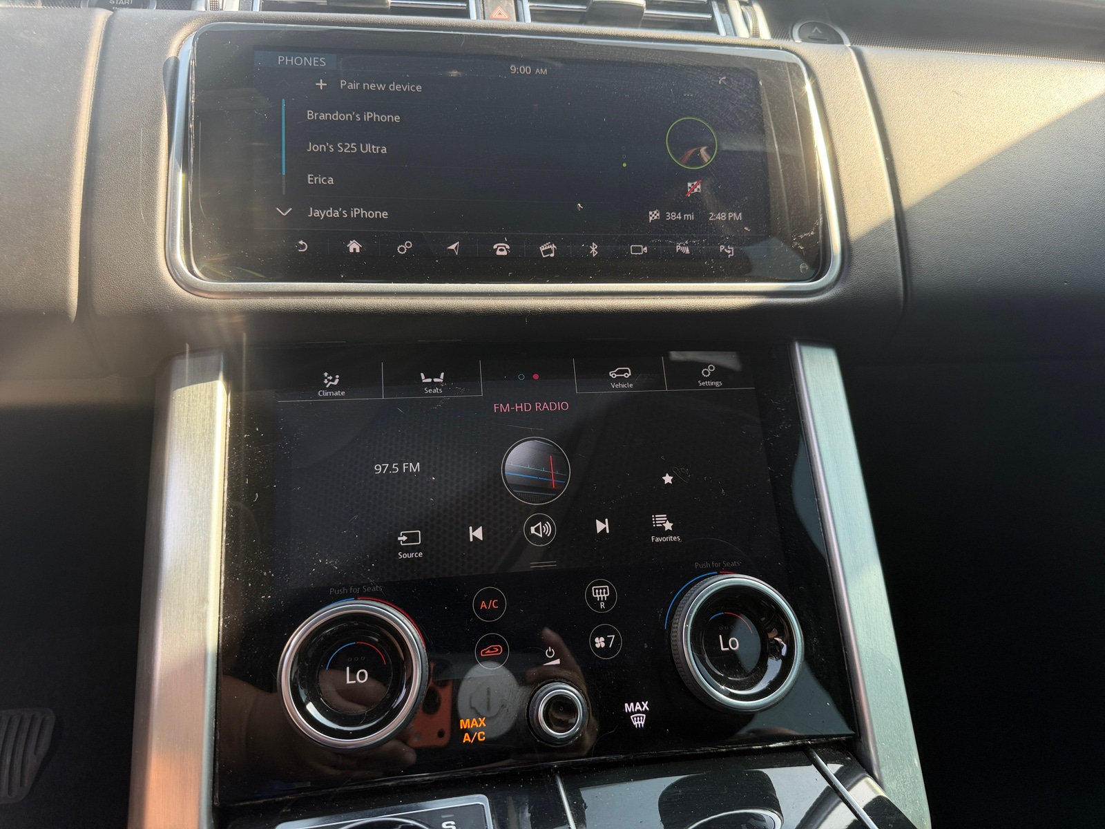 Thumbnail: 2020 Land Rover Range Rover - 4