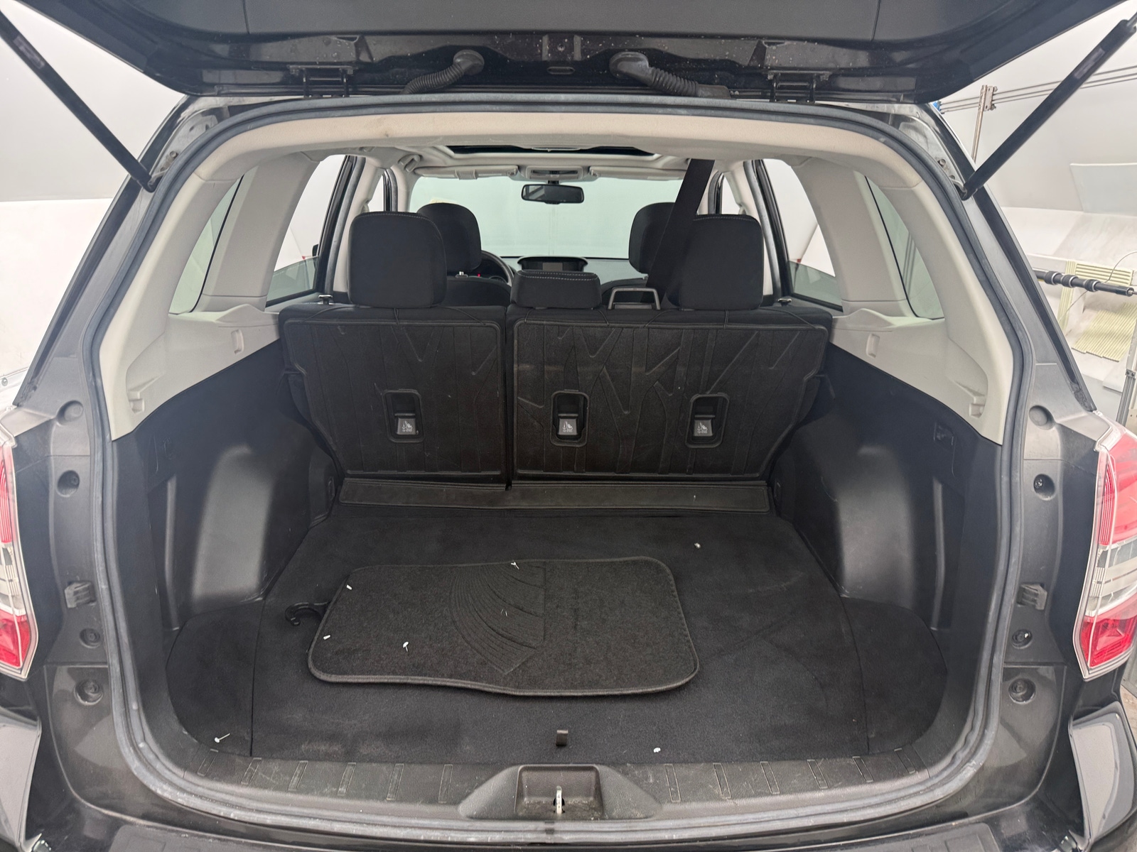 Thumbnail: 2016 Subaru Forester - 7