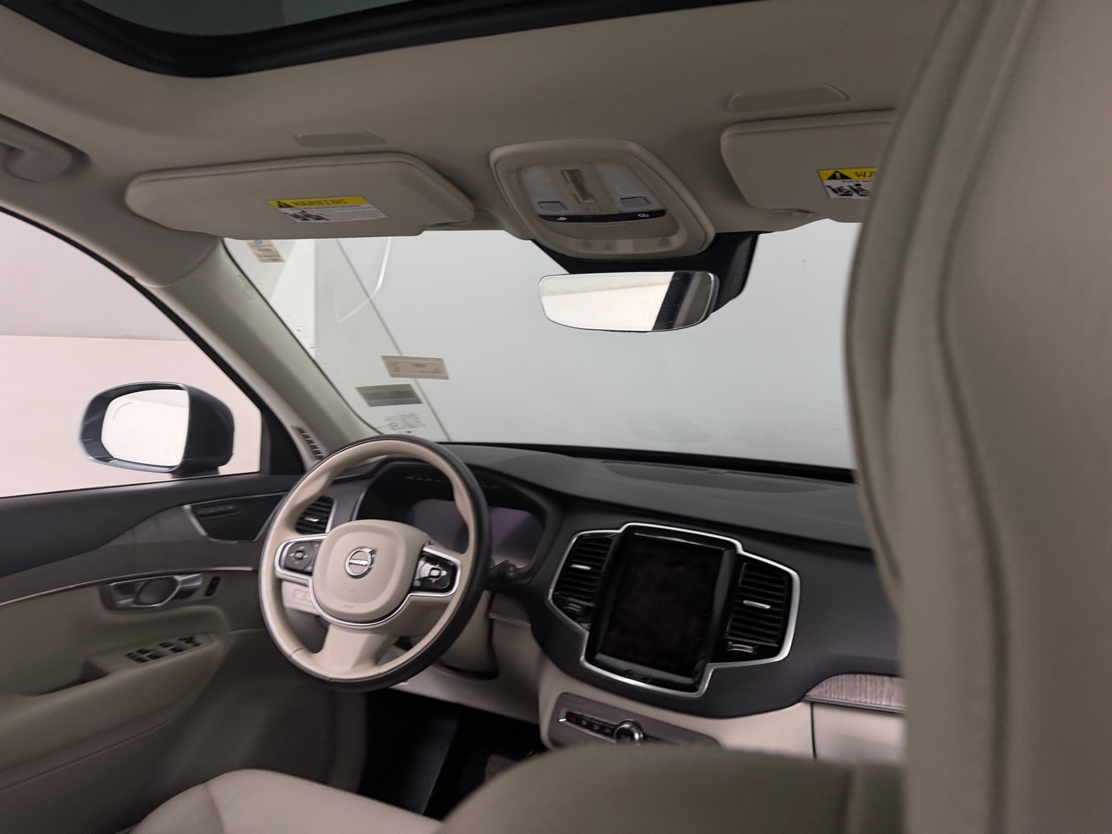 Thumbnail: 2023 Volvo XC90 - 2