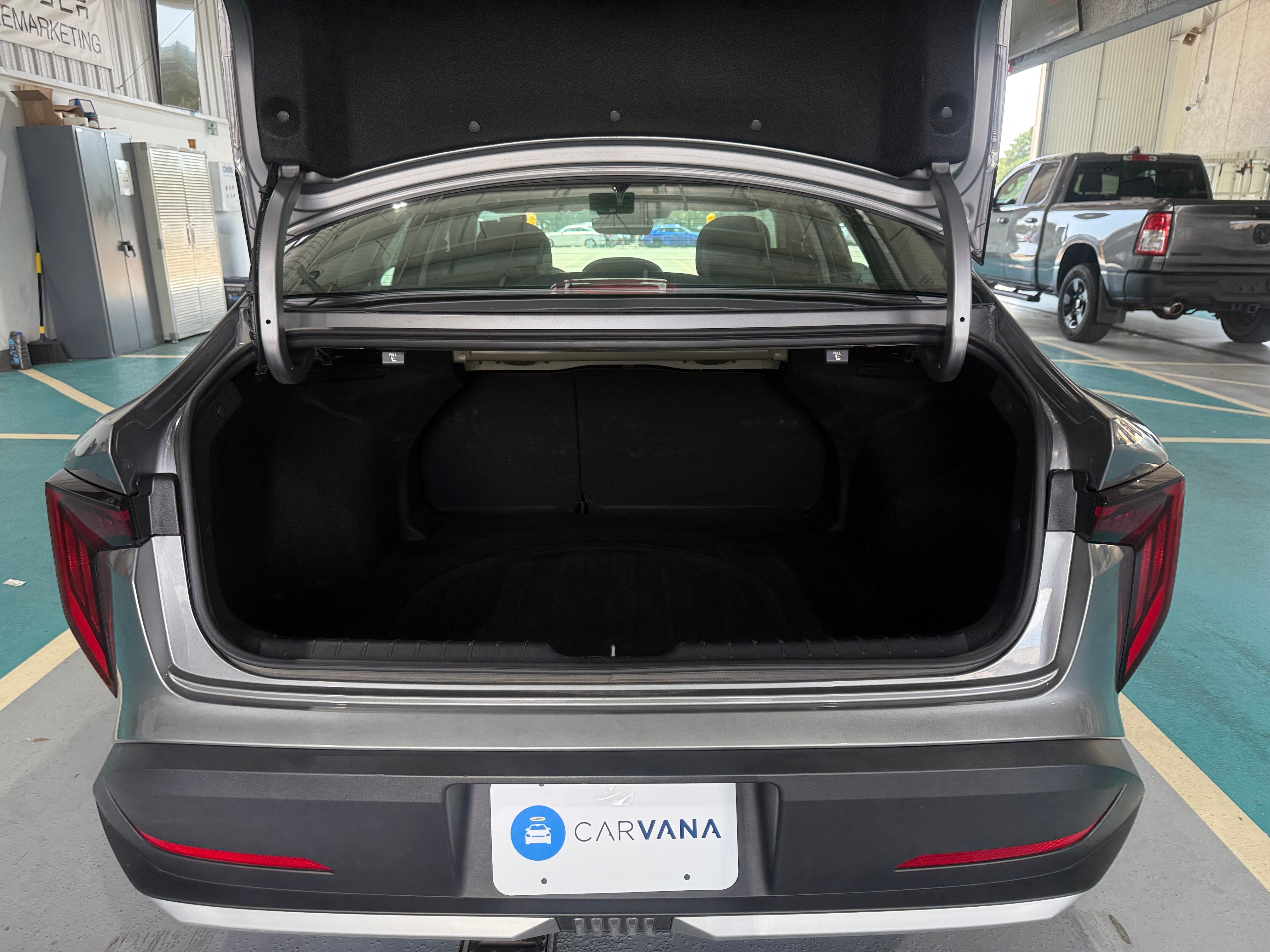 2025 Kia K4 LXS - Photo 4