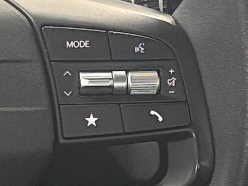 2025 Kia K4 LXS - Photo 16
