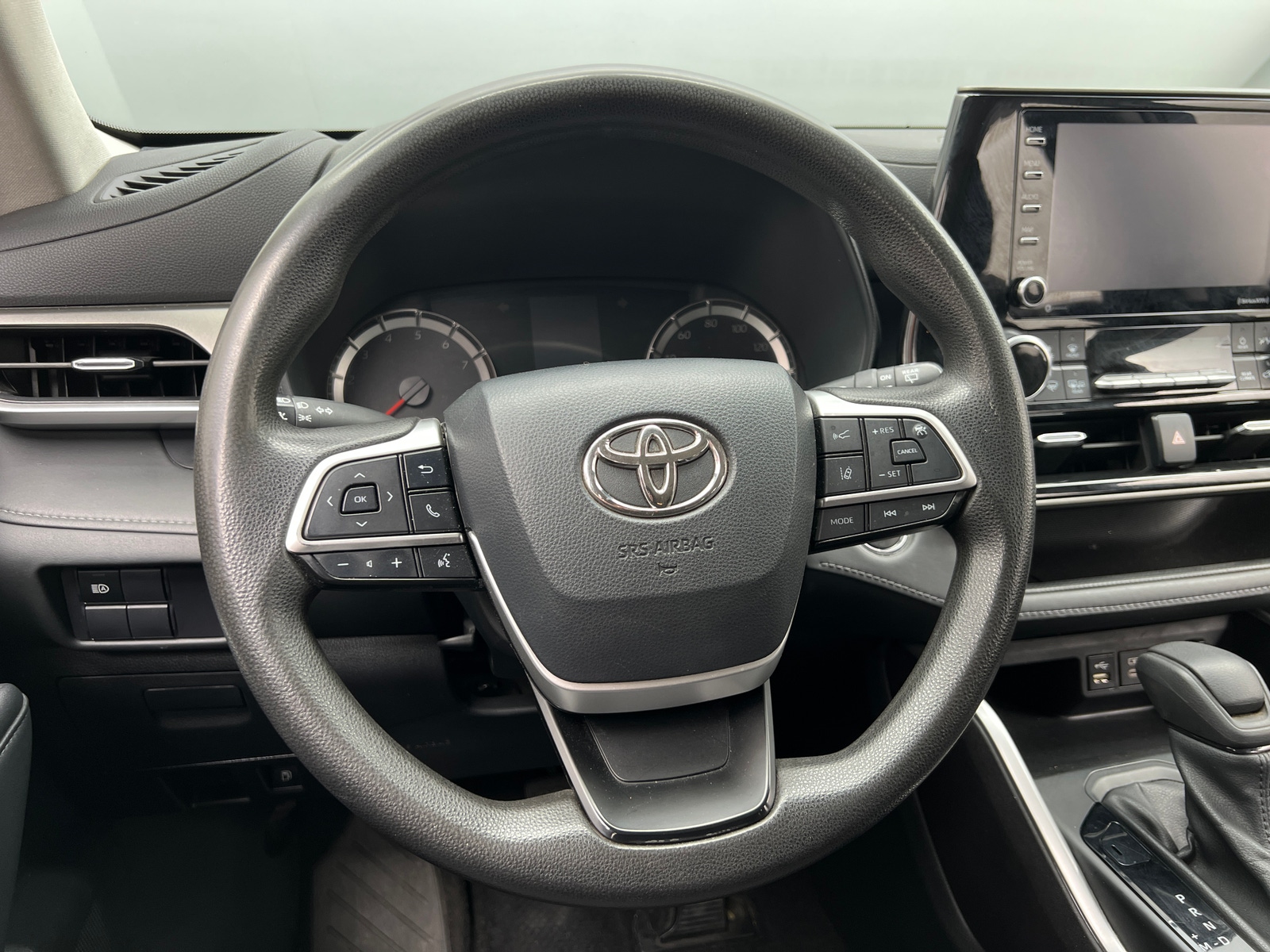 Thumbnail: 2022 Toyota Highlander - 5
