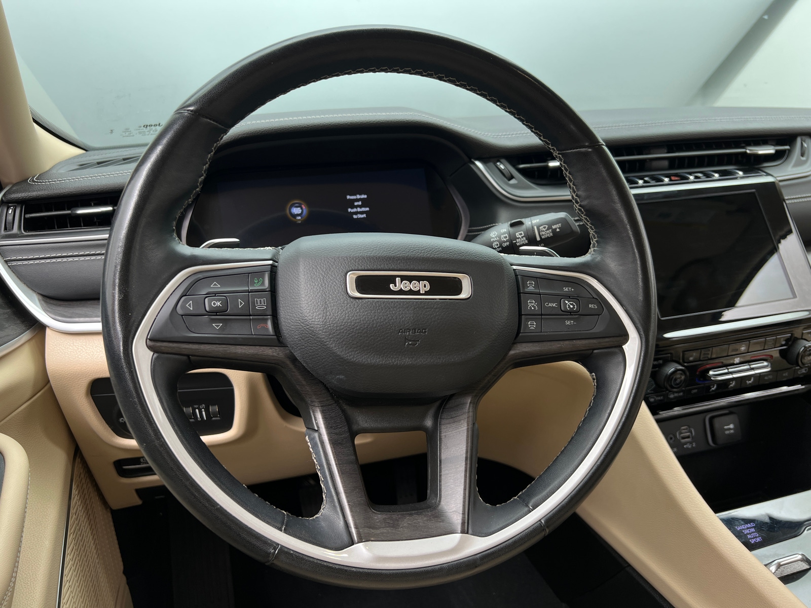Thumbnail: 2022 Jeep Grand Cherokee - 4