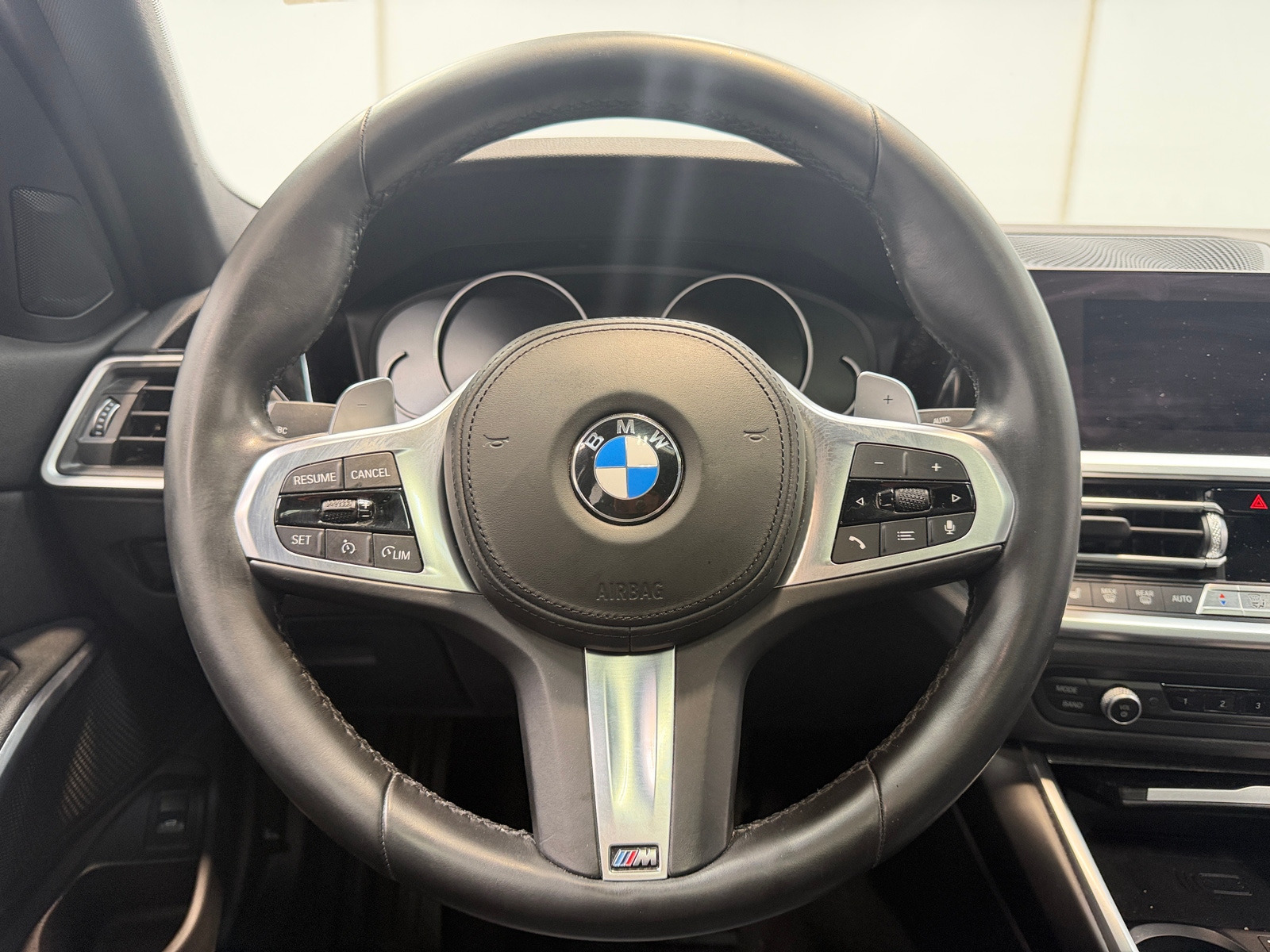 Thumbnail: 2020 BMW 3 Series - 4
